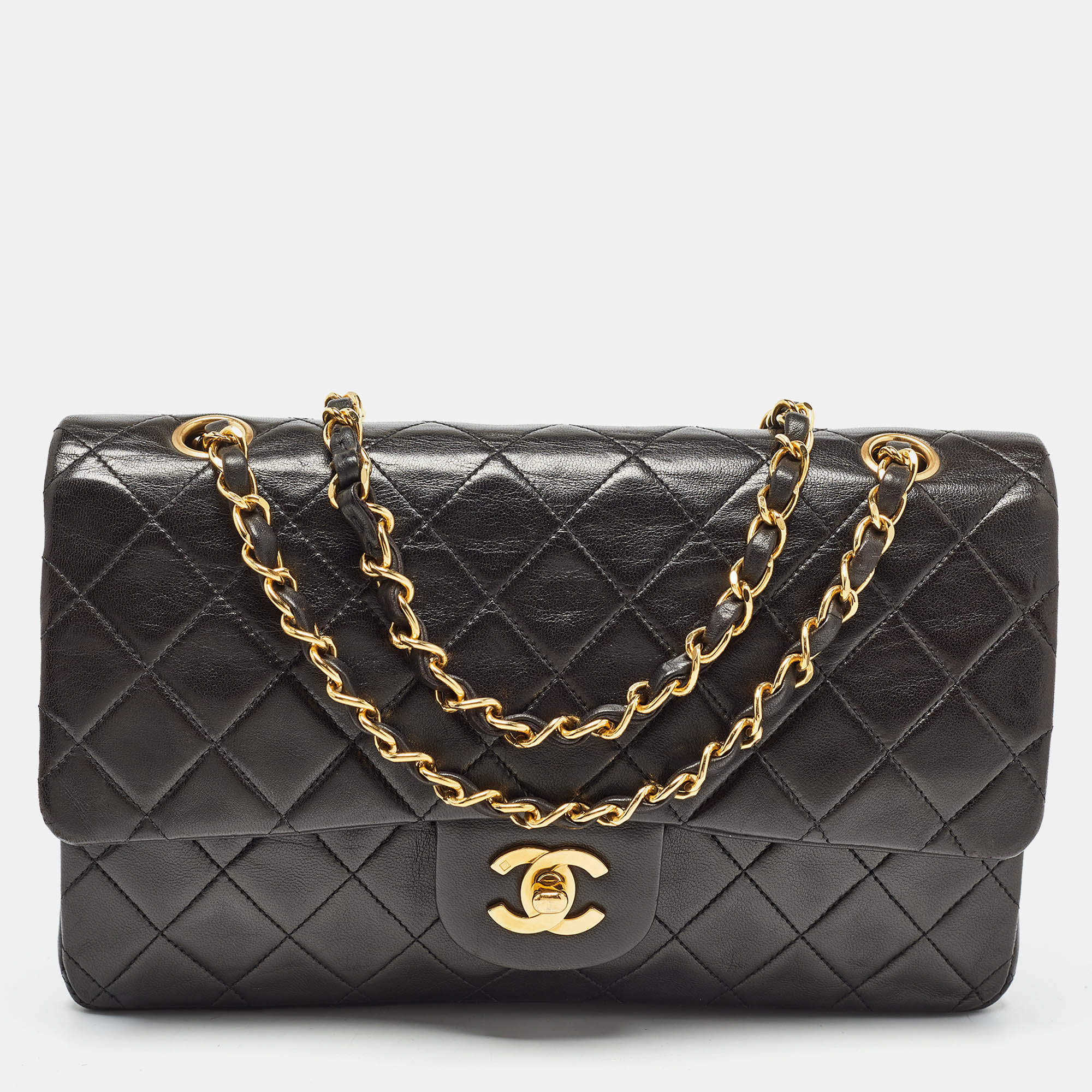 Pre Owned Chanel Black Quilted Lambskin Leather Medium Classic Double Flap Bag