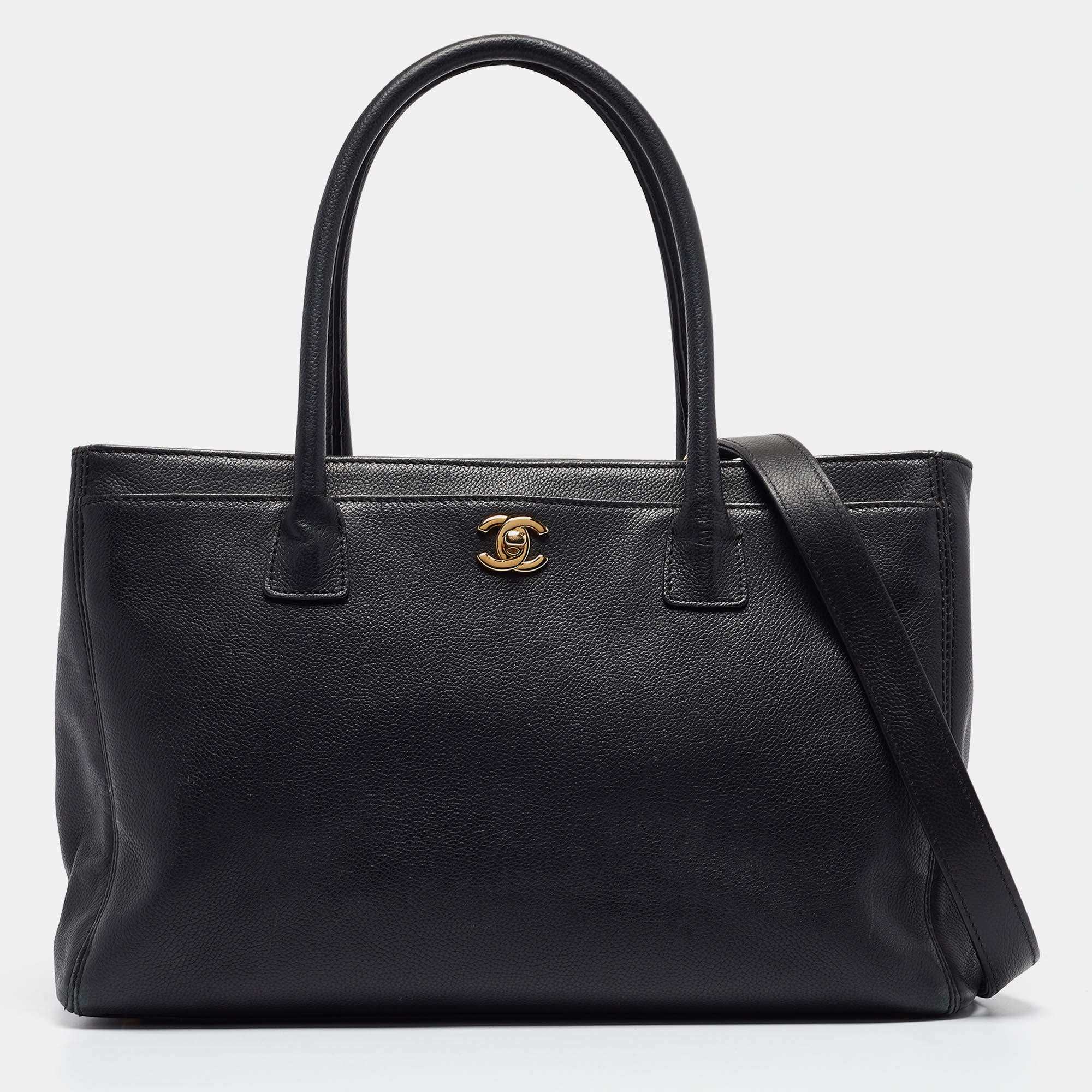 Pre Owned Chanel Black Leather Cerf Shopper Tote