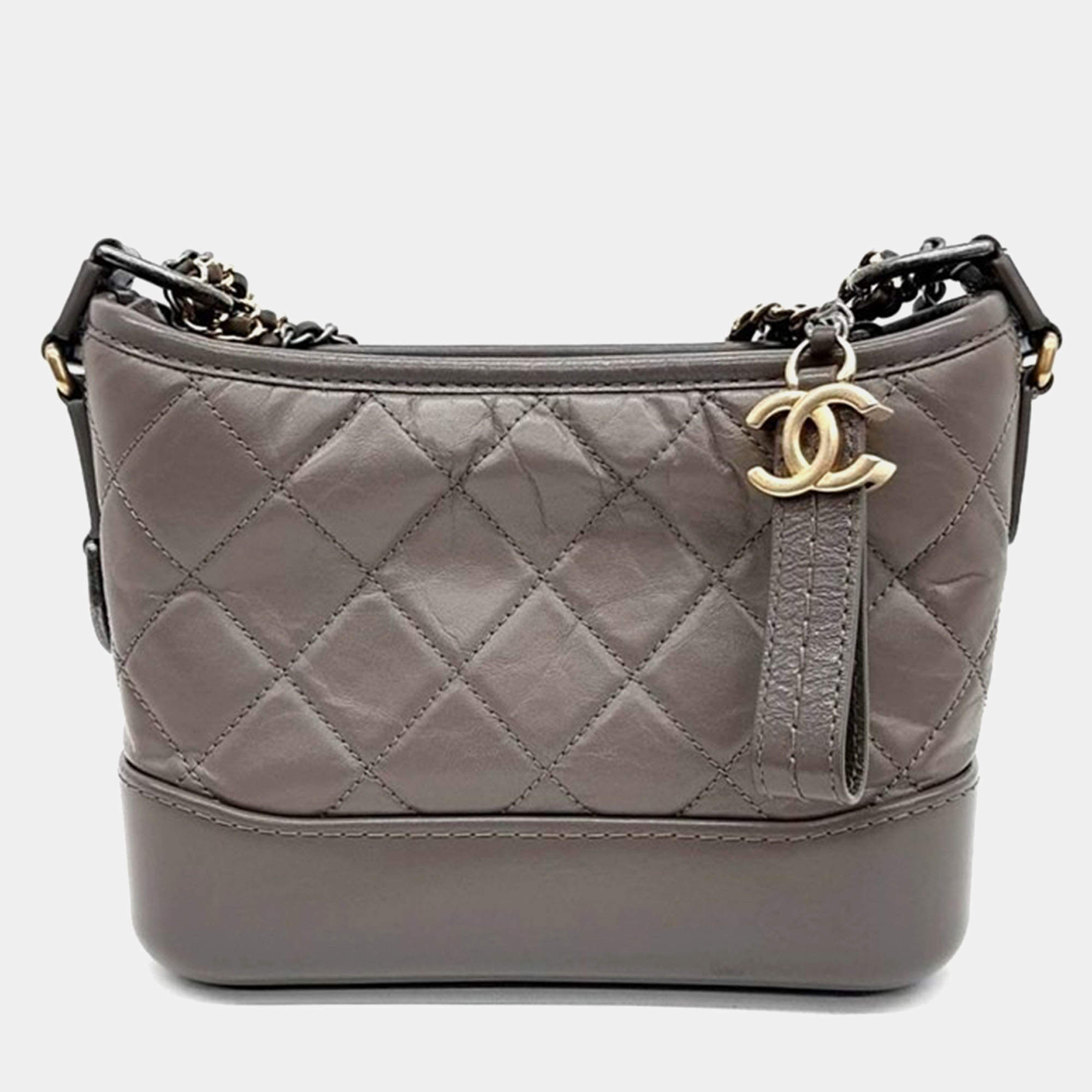 مملوكة مسبقًا Chanel Grey Leather Gabrielle Small Hobo Bag 