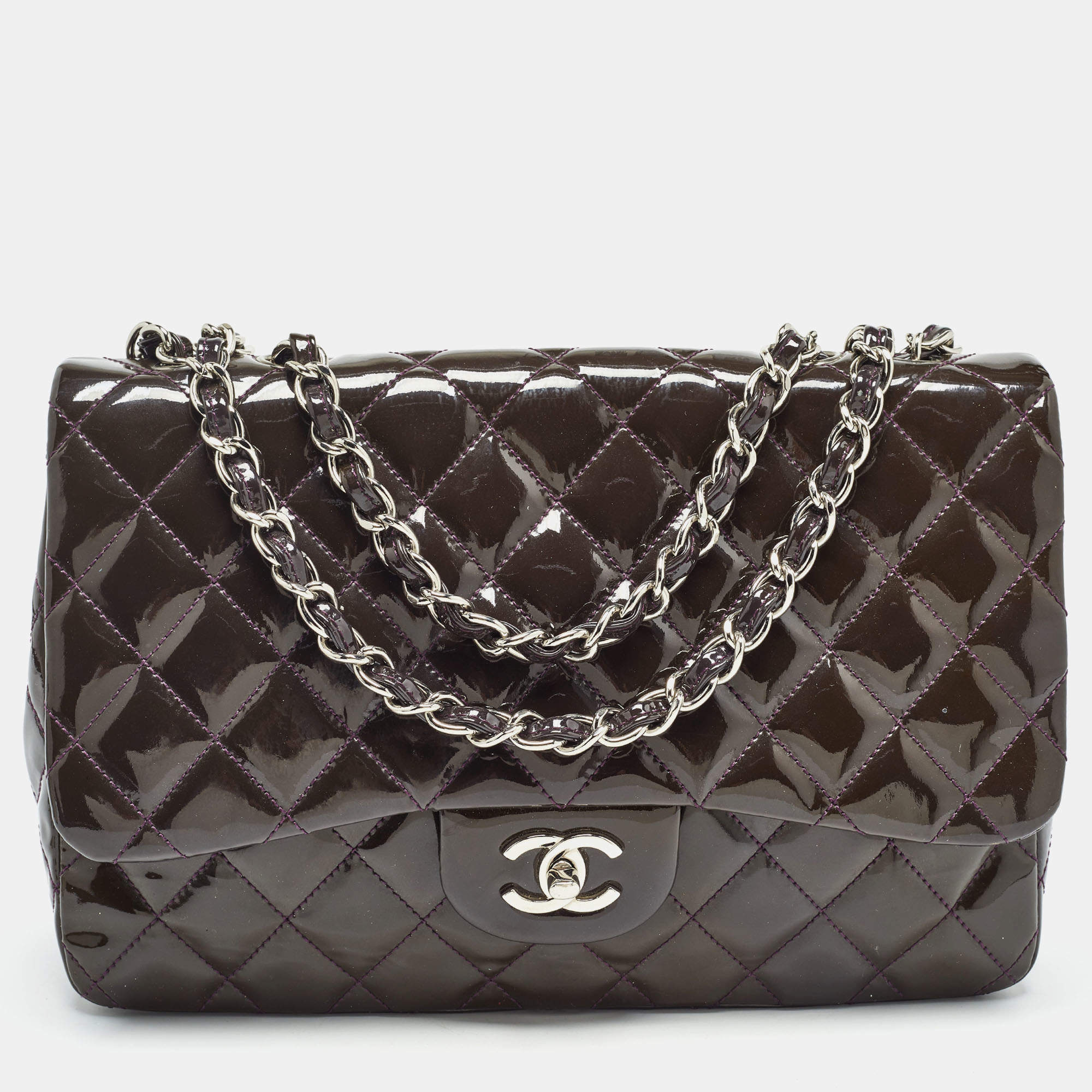 مملوكة مسبقًا Chanel Plum Quilted Patent Leather Jumbo Classic Single Flap Bag