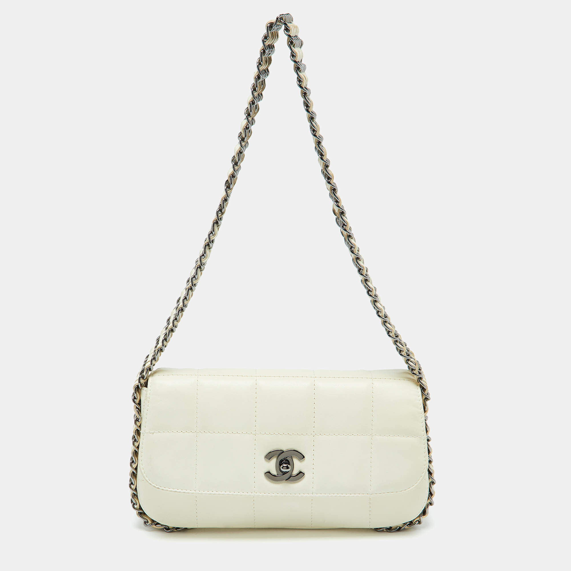 Pre Owned Chanel White Square Quilted Leather Multi Chain Classic Flap Bag