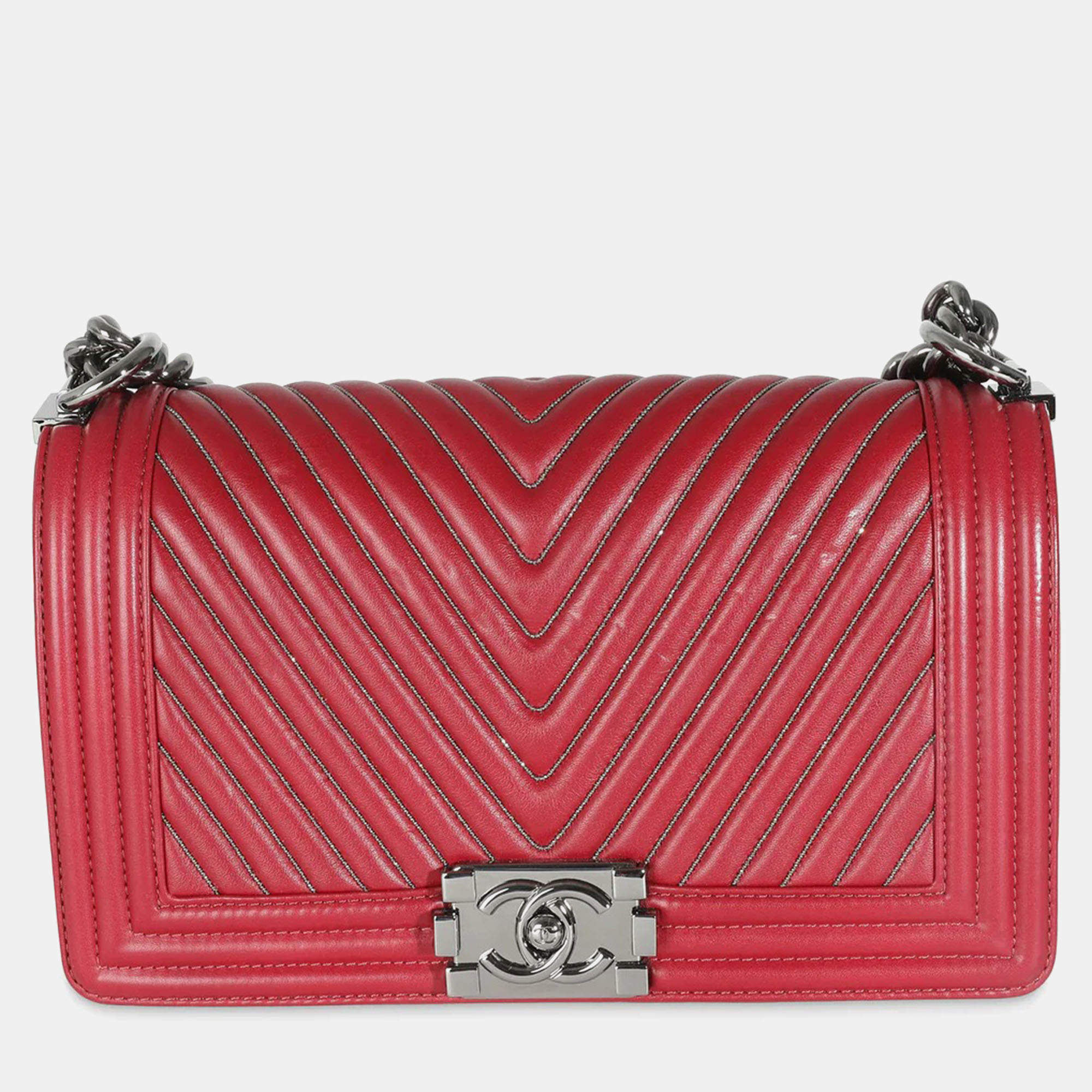 Chanel Burgundy Chevron Calfskin Chain Medium Boy Shoulder Bag