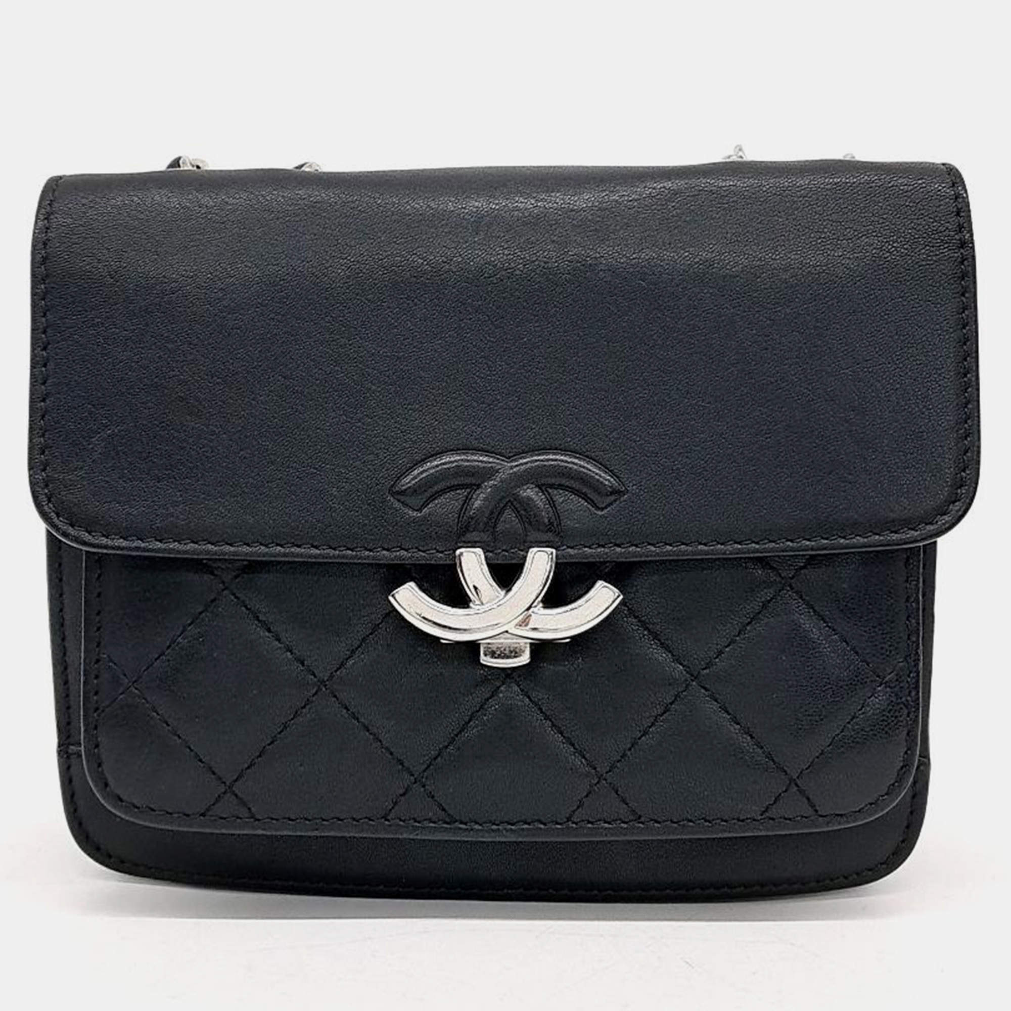 Pre Owned Chanel Chain Shoulder Bag