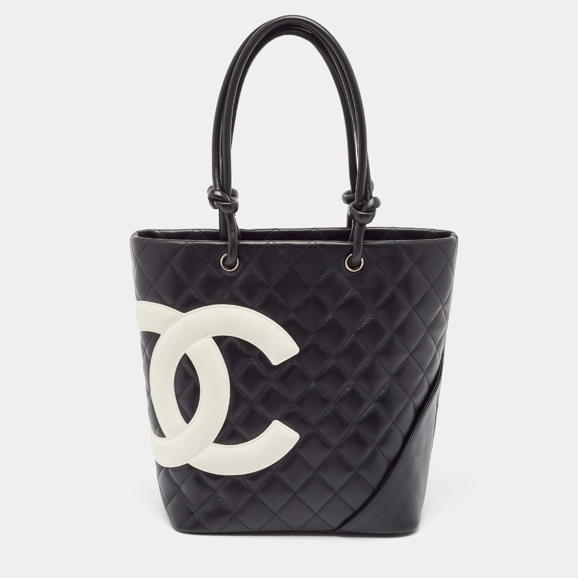 Chanel Black/White Quilted Leather Medium Ligne Cambon Bucket Tote