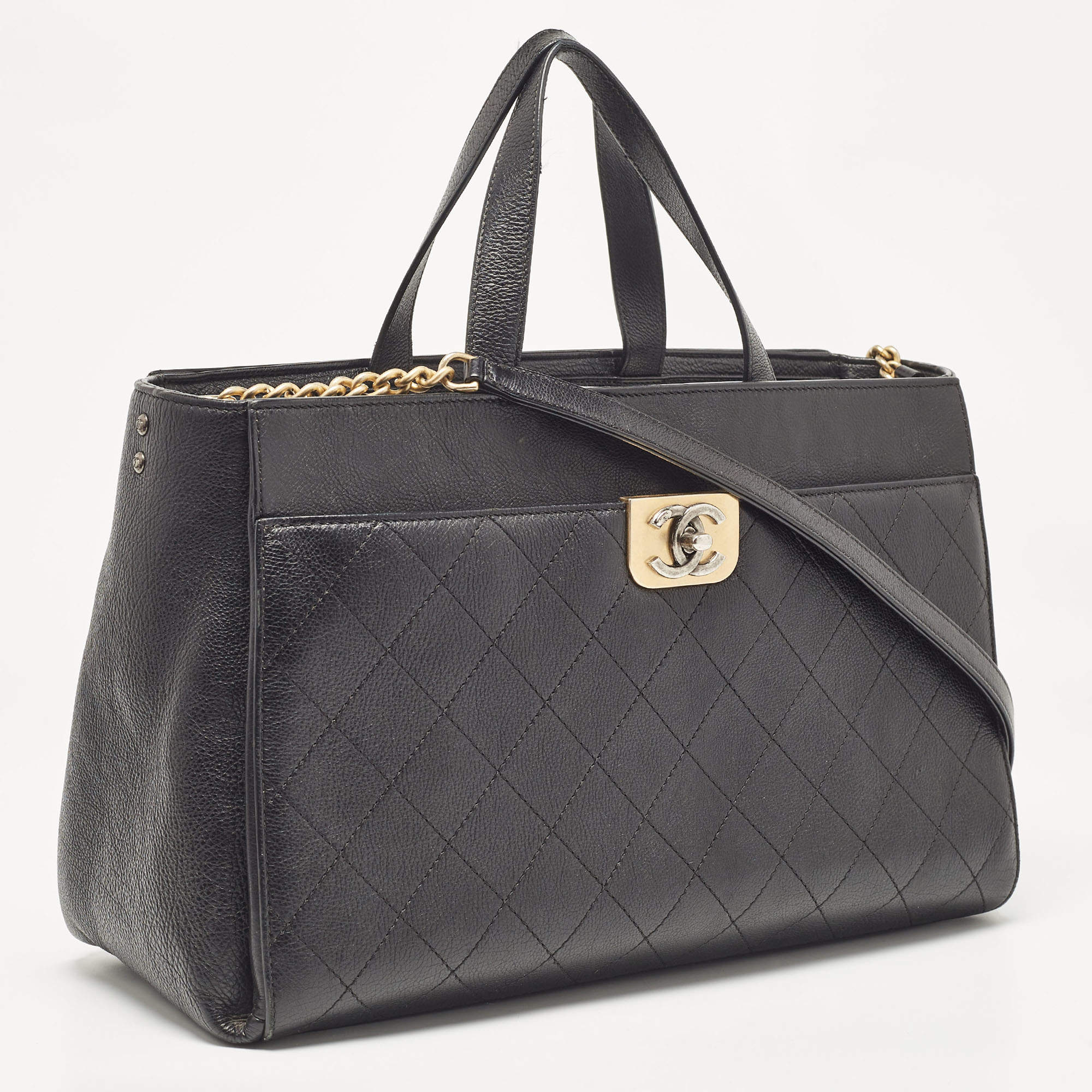 Chanel business tote best sale