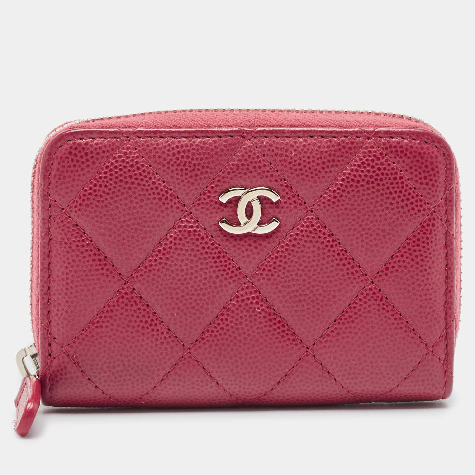 Pre Owned Chanel Red Quilted Caviar Leather CC Compact Wallet
