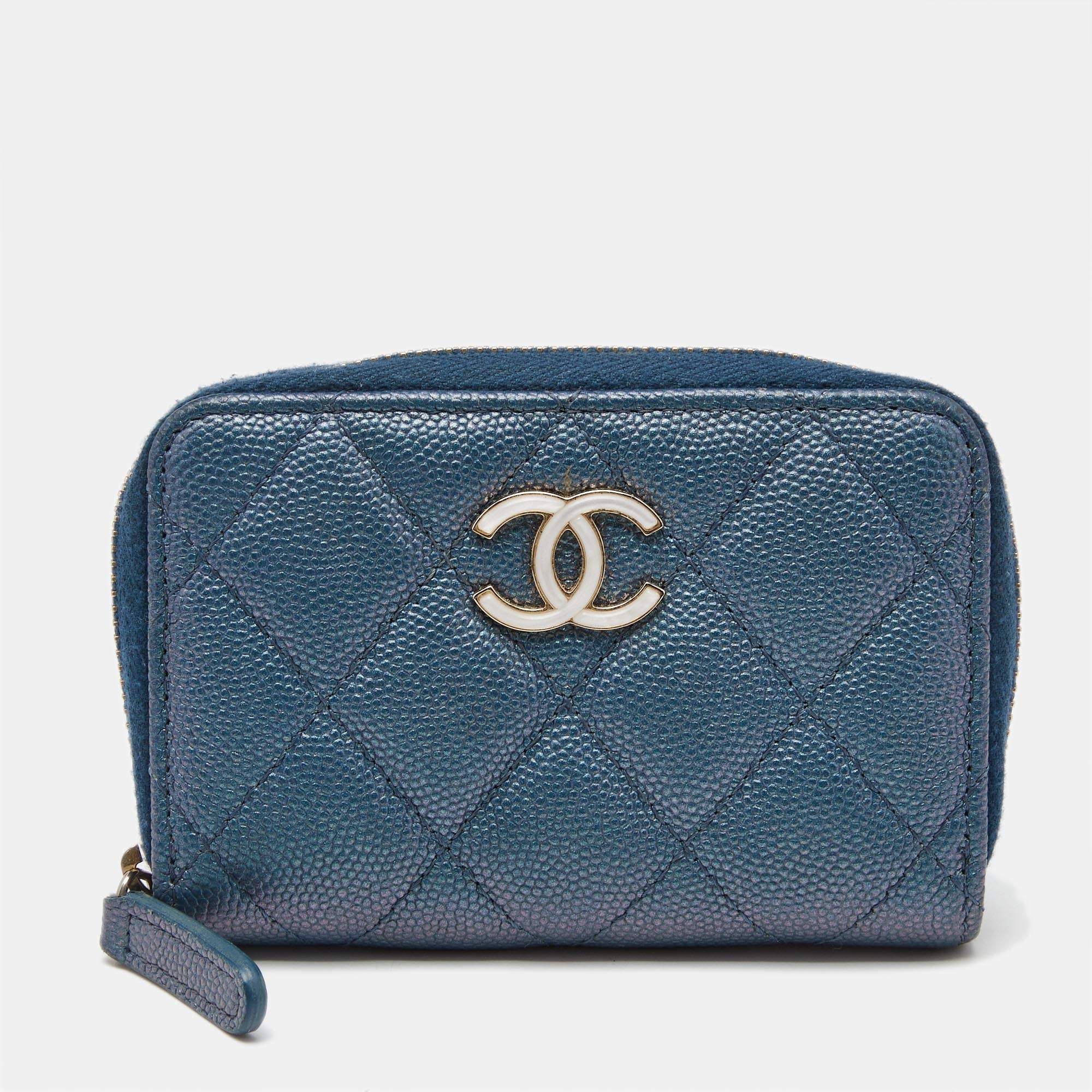 Pre Owned Chanel Blue Quilted Shimmer Caviar Leather Classic Zipped Coin Purse