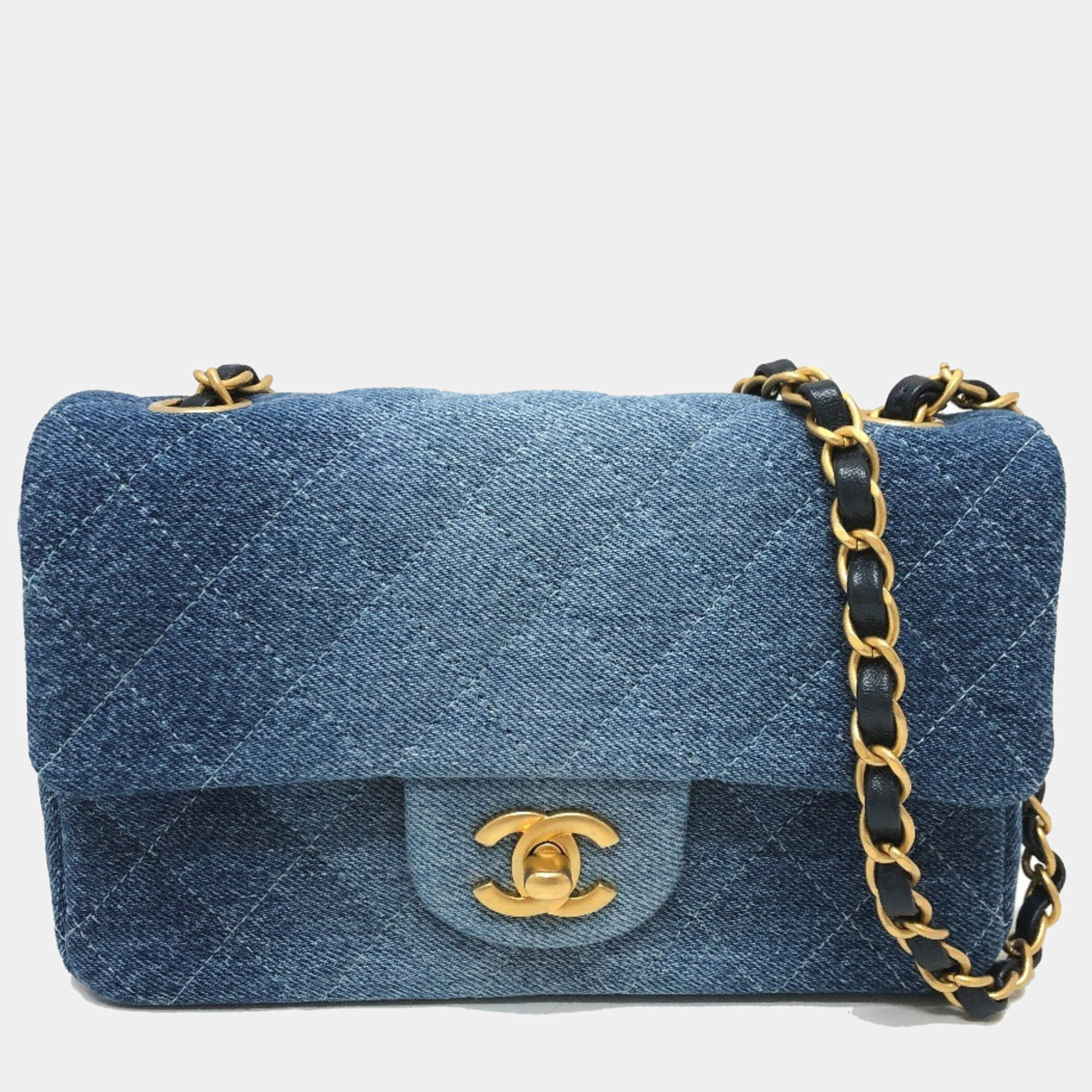 Pre Owned Chanel Blue Denim Matelasse Gradient Shoulder Bag
