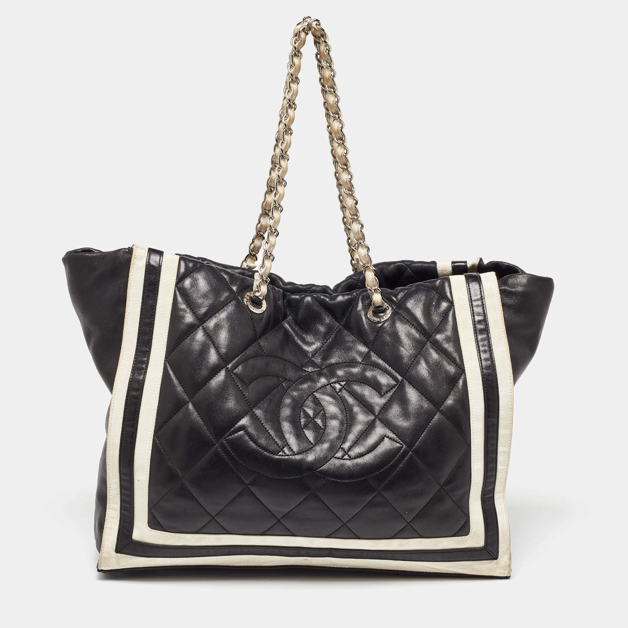 Pre Owned Chanel Black Leather Paris Venice Lido Tote