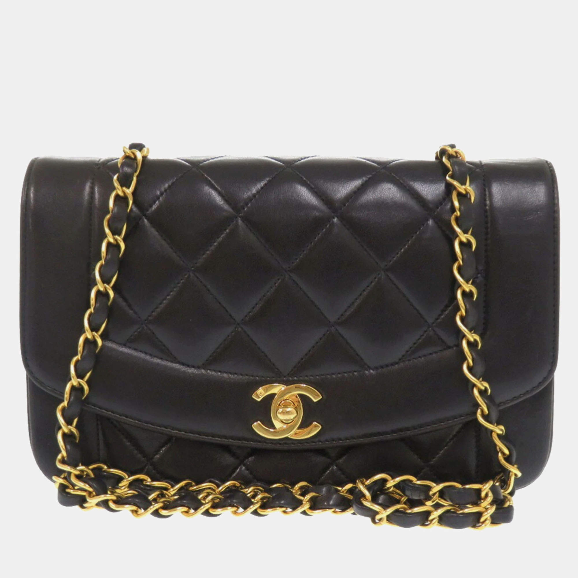 Pre Owned Chanel Black Lambskin Diana 22 Small Matelasse Shoulder Bag