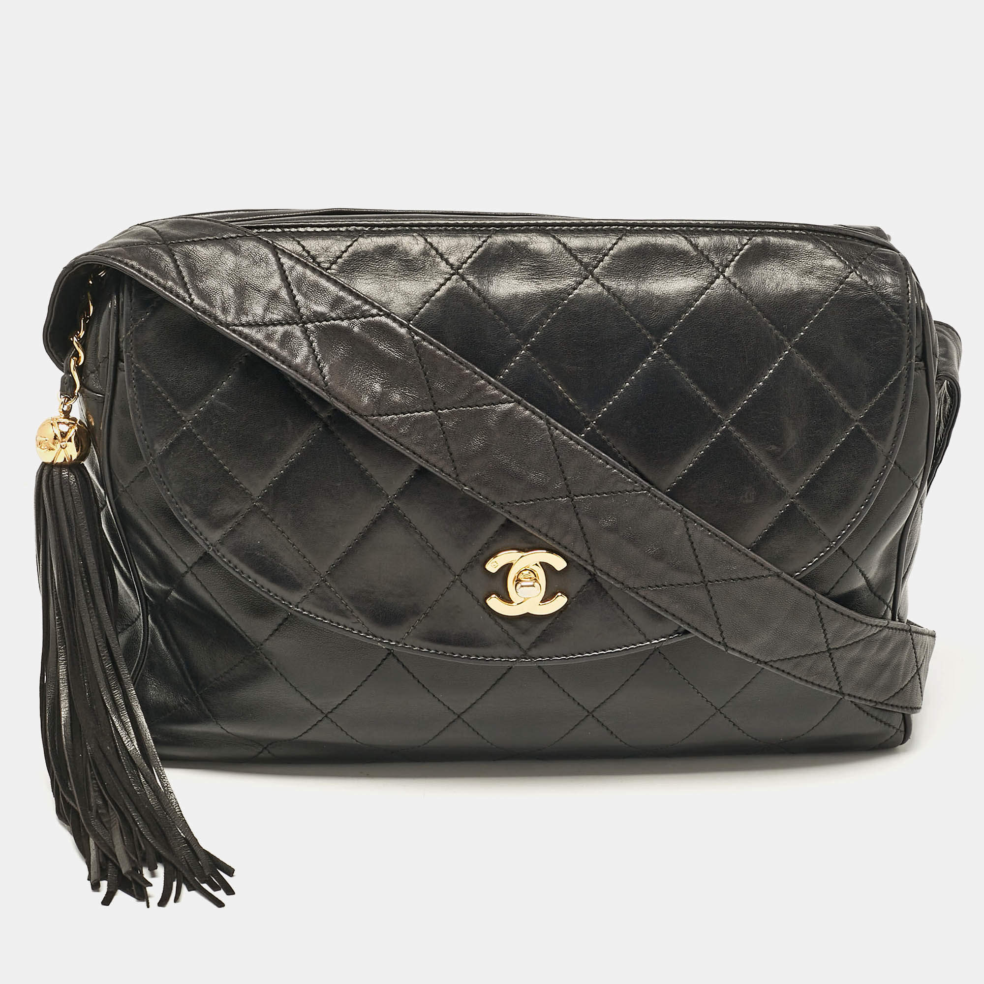 Pre Owned Chanel Black Quilted Leather CC Tassel Camera Crossbody Bag