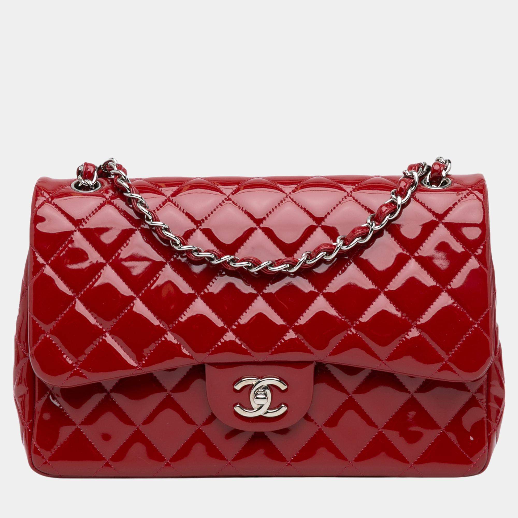 مملوكة مسبقًا Chanel Red Jumbo Classic Patent Double Flap