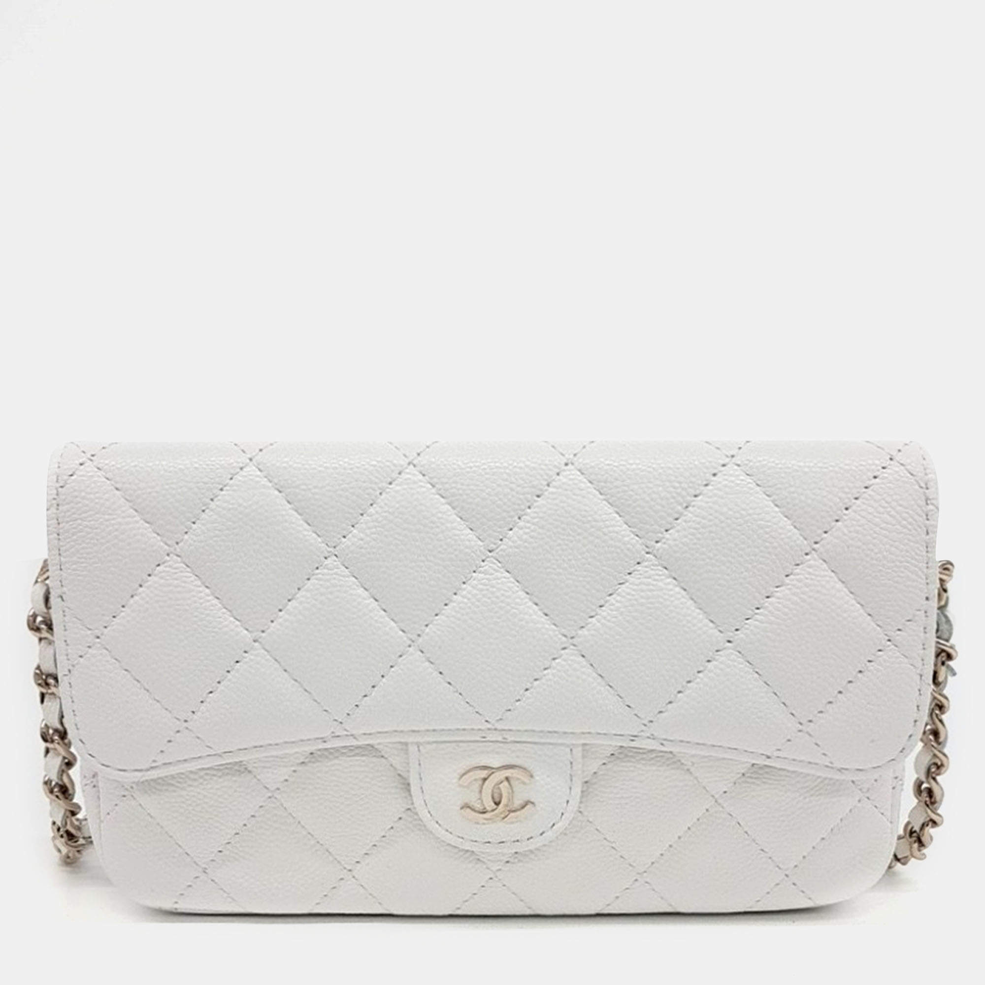 مملوكة مسبقًا Chanel Caviar Mini Crossbody Bag