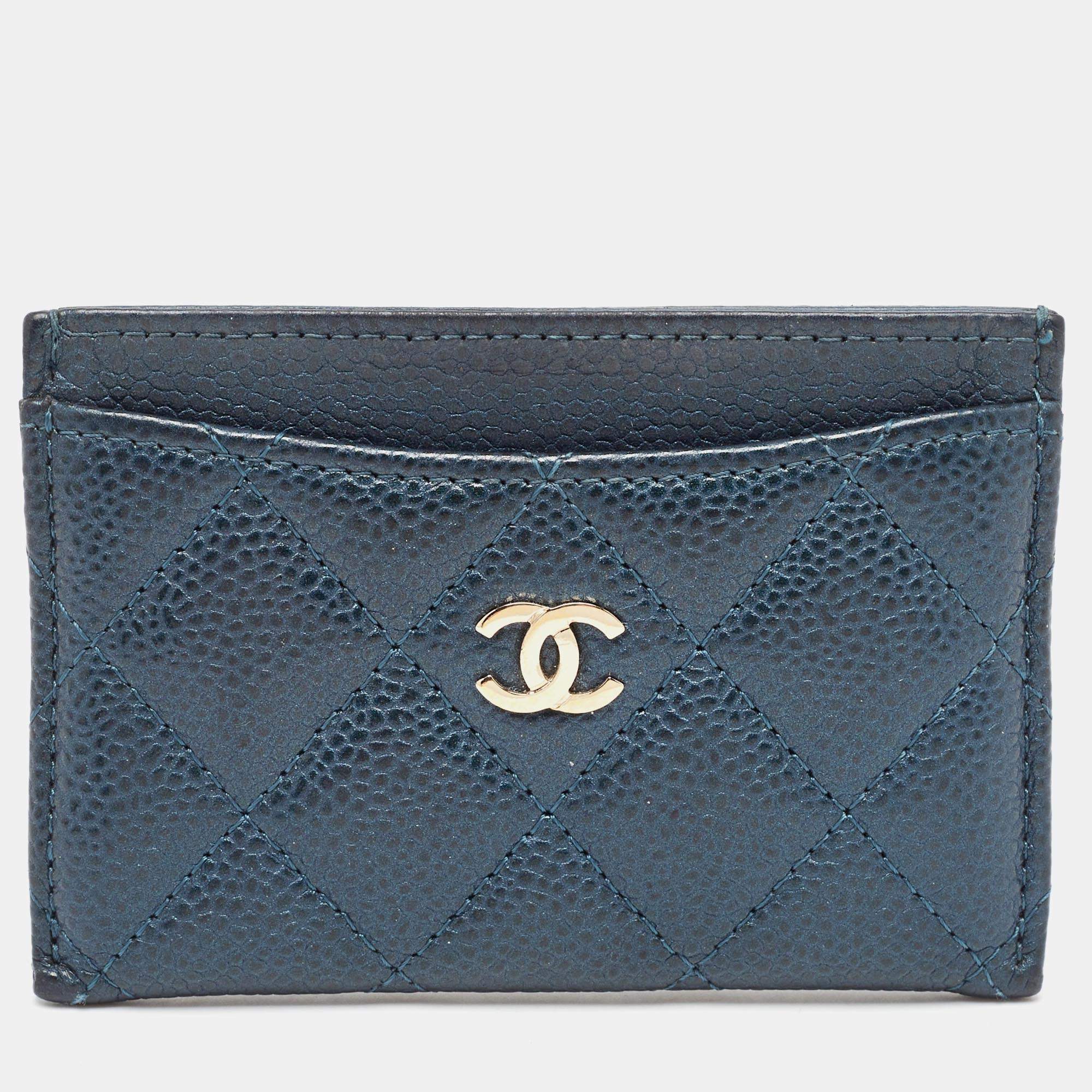 Pre Owned Chanel Teal Blue Quilted Caviar Leather CC Card Holder