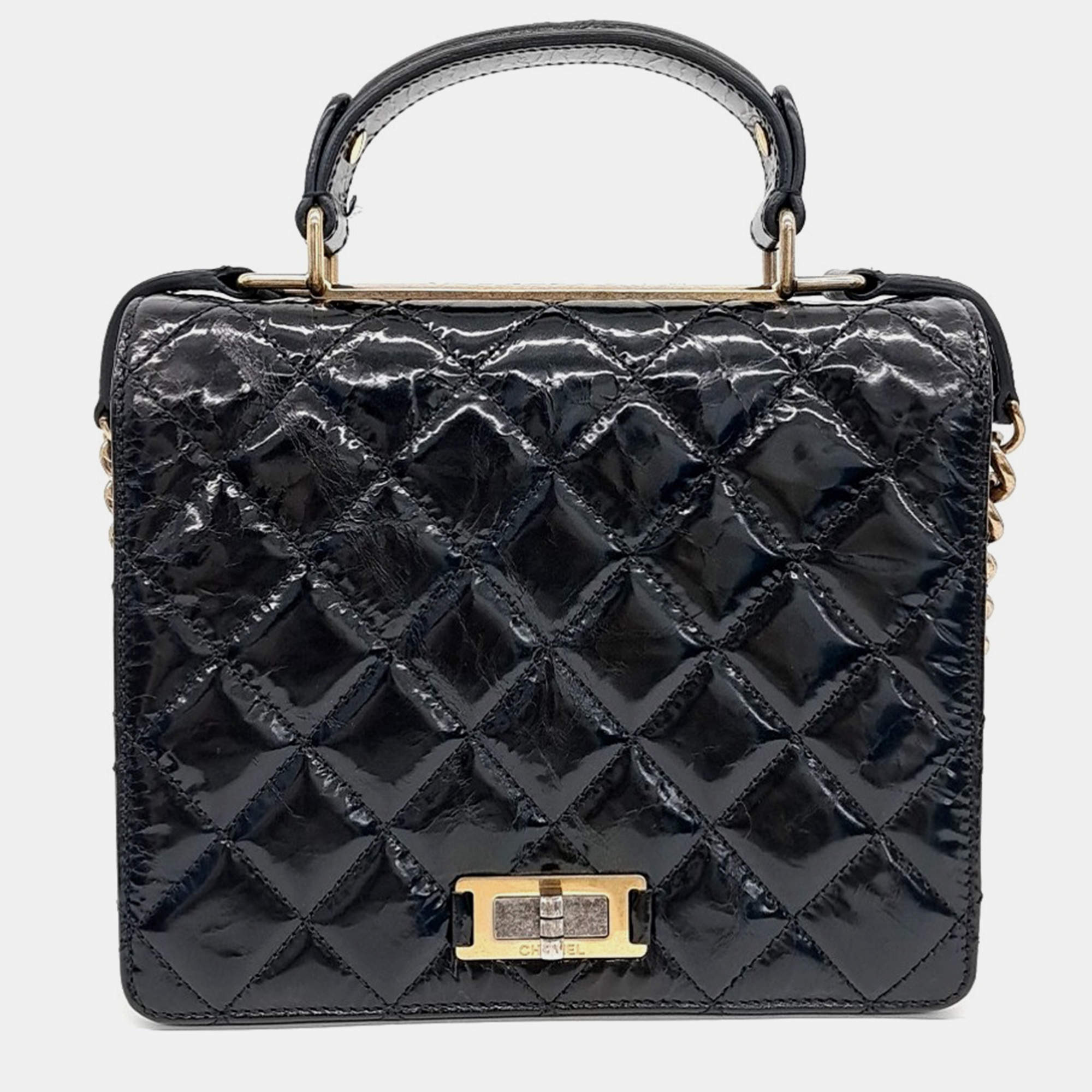Pre Owned Chanel tote chain bag