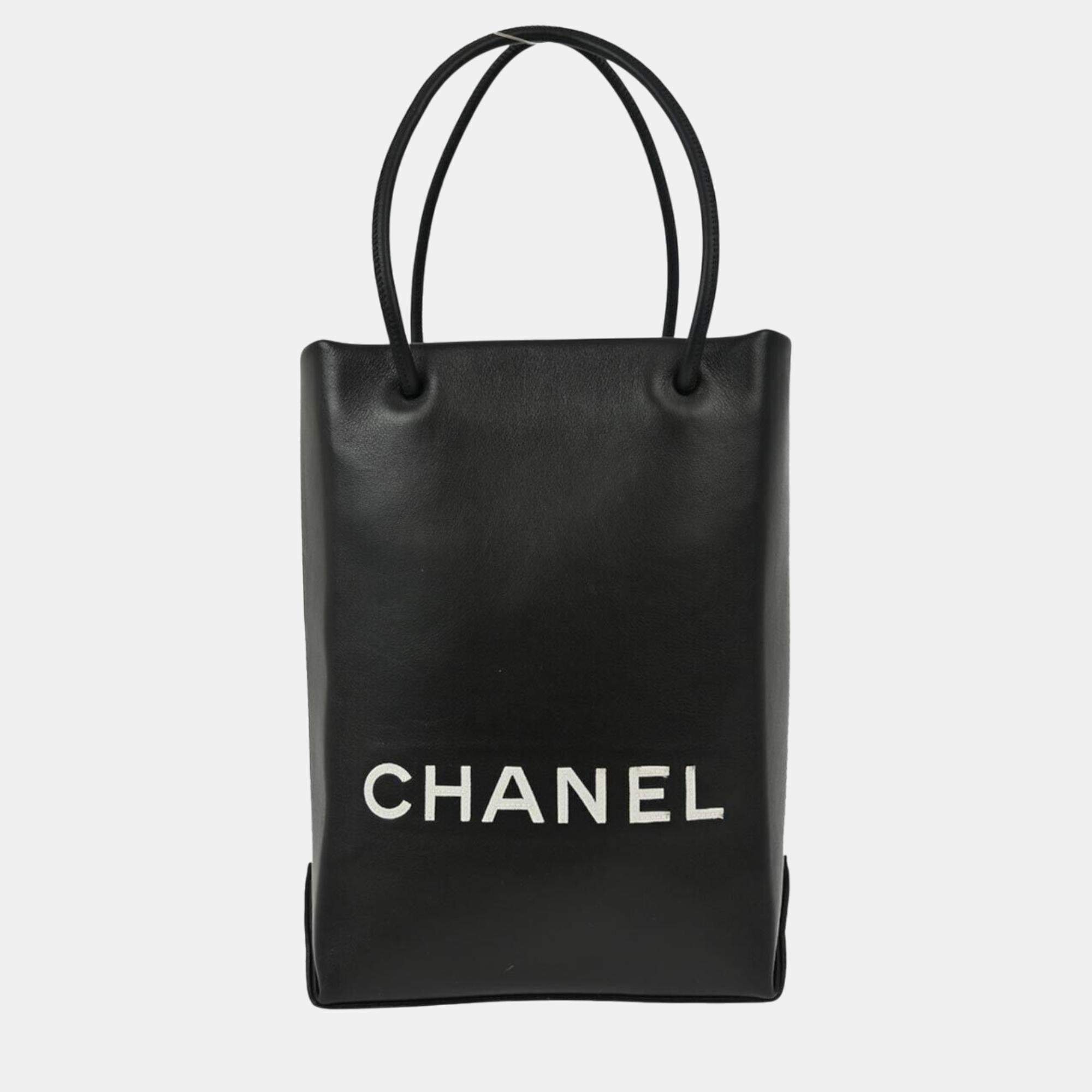Pre Owned Chanel Black Calfskin Essential Tote Bag