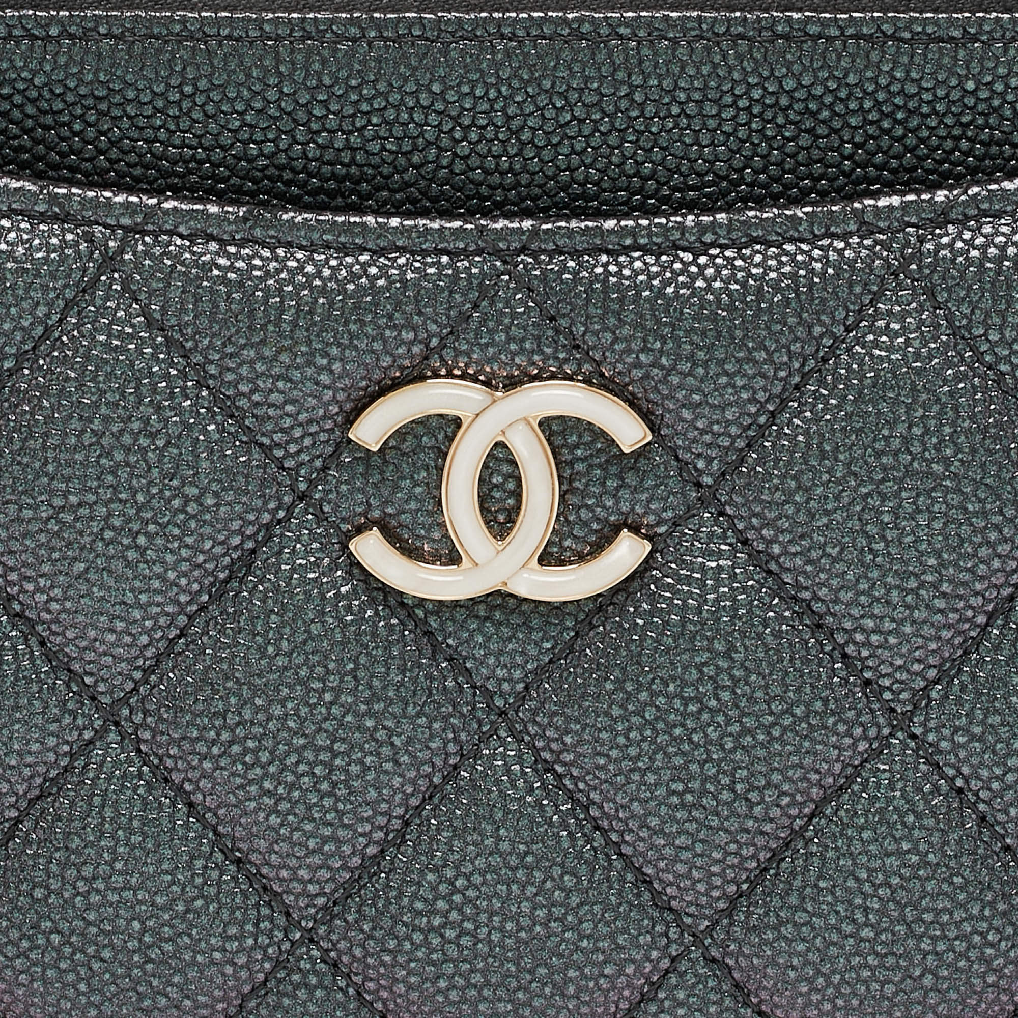 Pre Owned Chanel Grey Iridescent Caviar Leather CC Zip Pouch