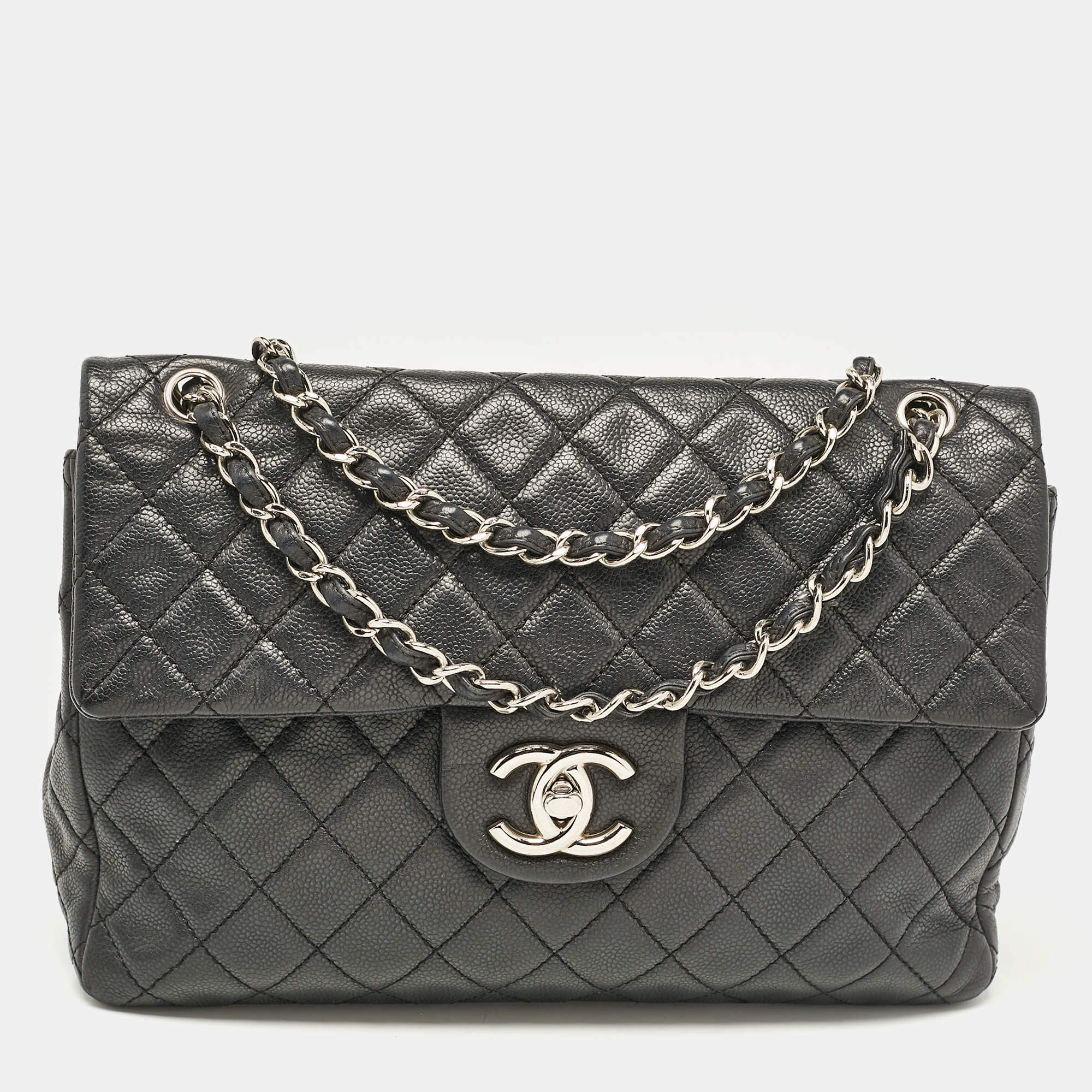 Pre Owned Chanel Black Quilted Leather Maxi Classic Single Flap Bag