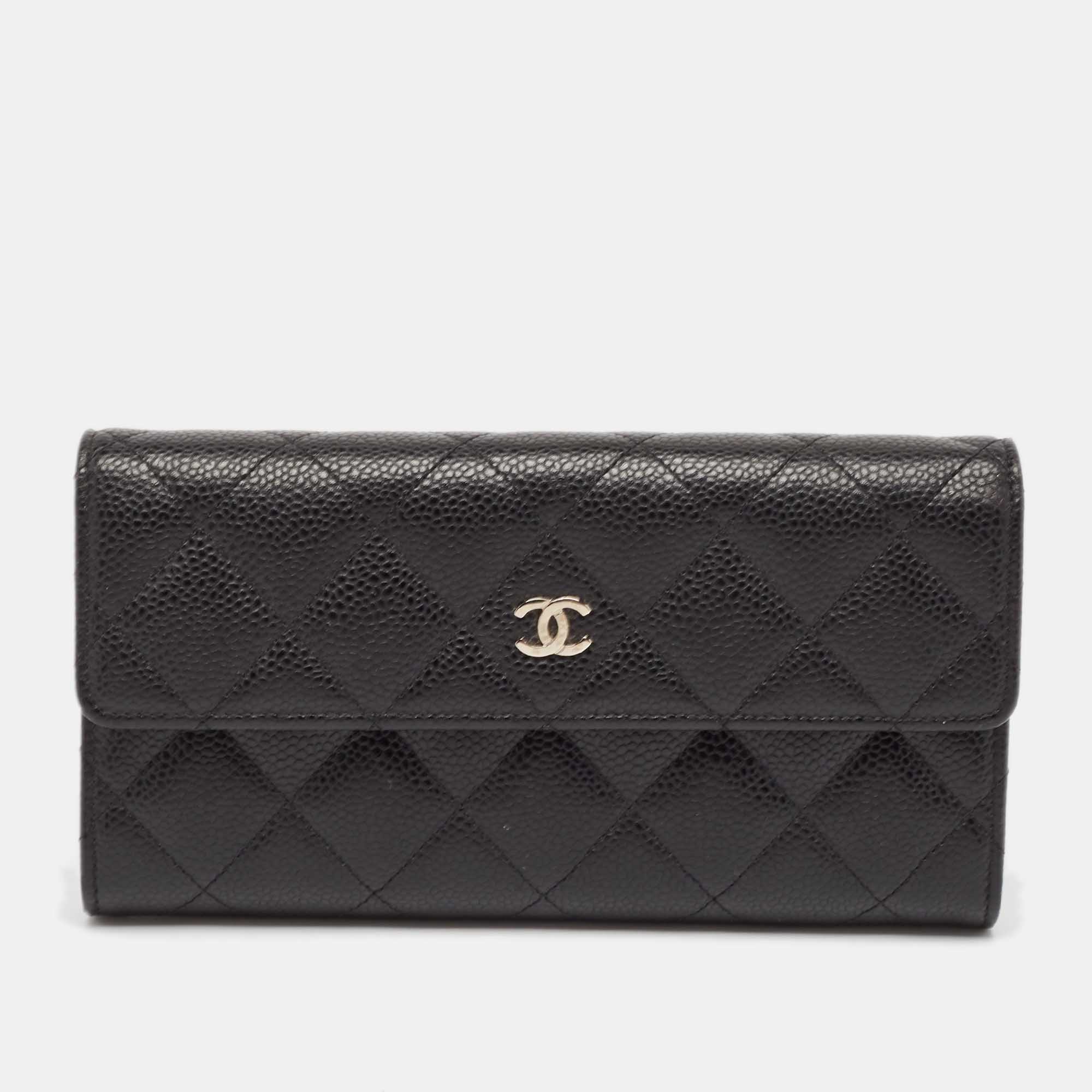 Pre Owned Chanel Black Caviar Leather Classic Continental Wallet