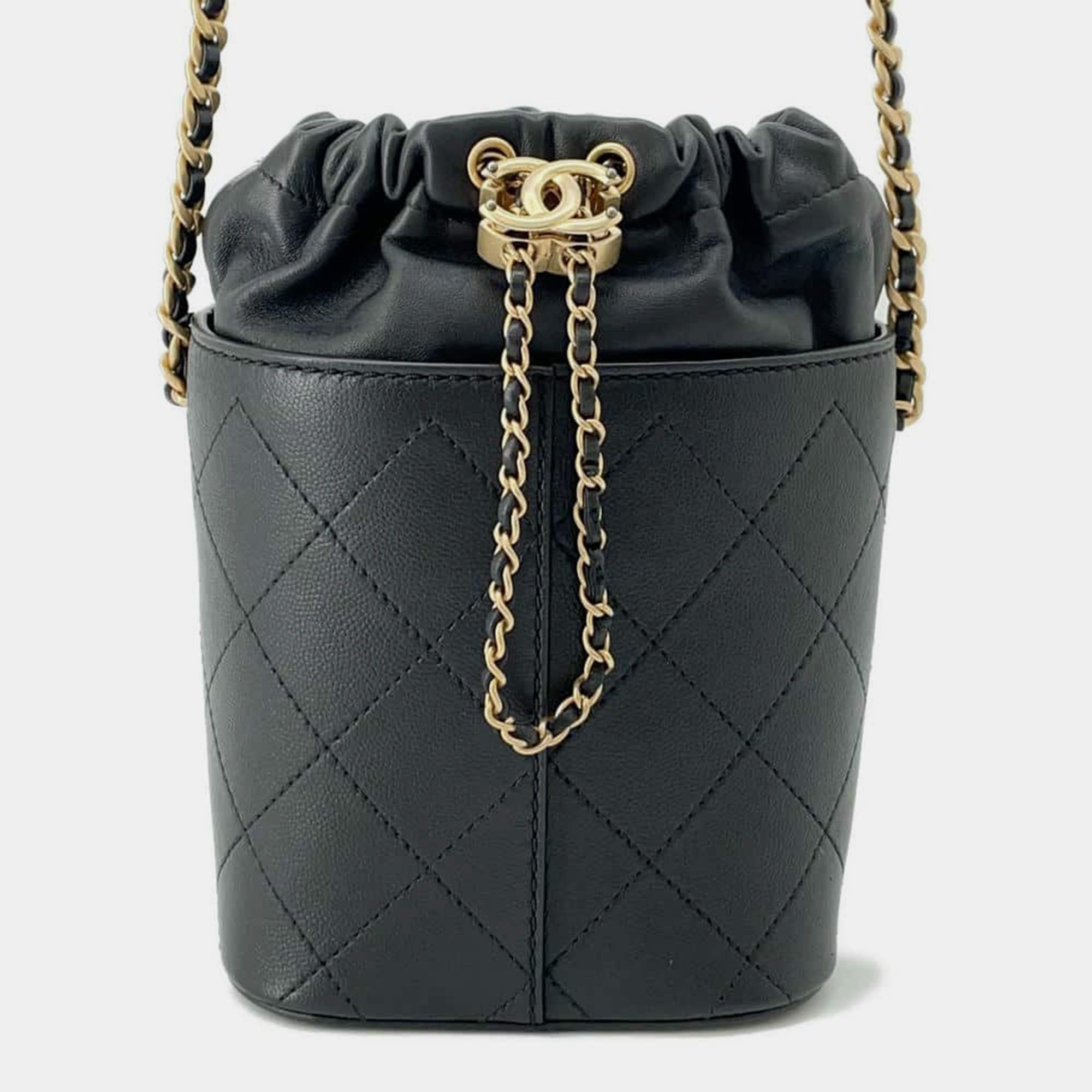 Pre Owned Chanel Matelasse Drawstring Bag Bucket Chain shoulder Bag Black Grained Lambskin
