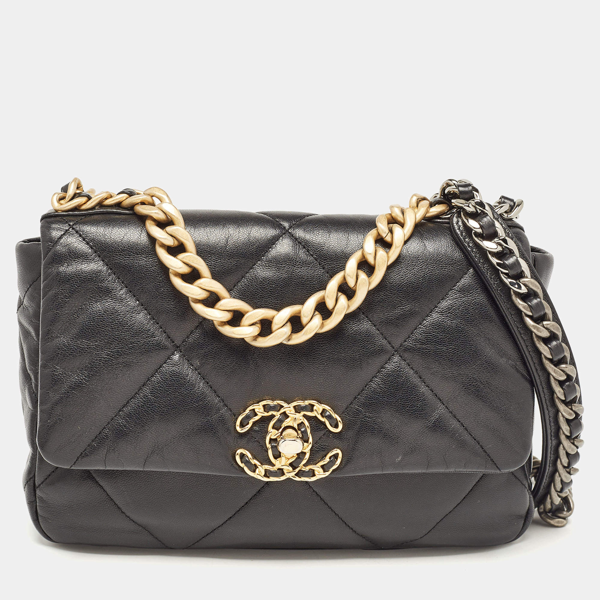 Pre Owned Chanel Black Quilted Leather Medium 19 Flap Bag