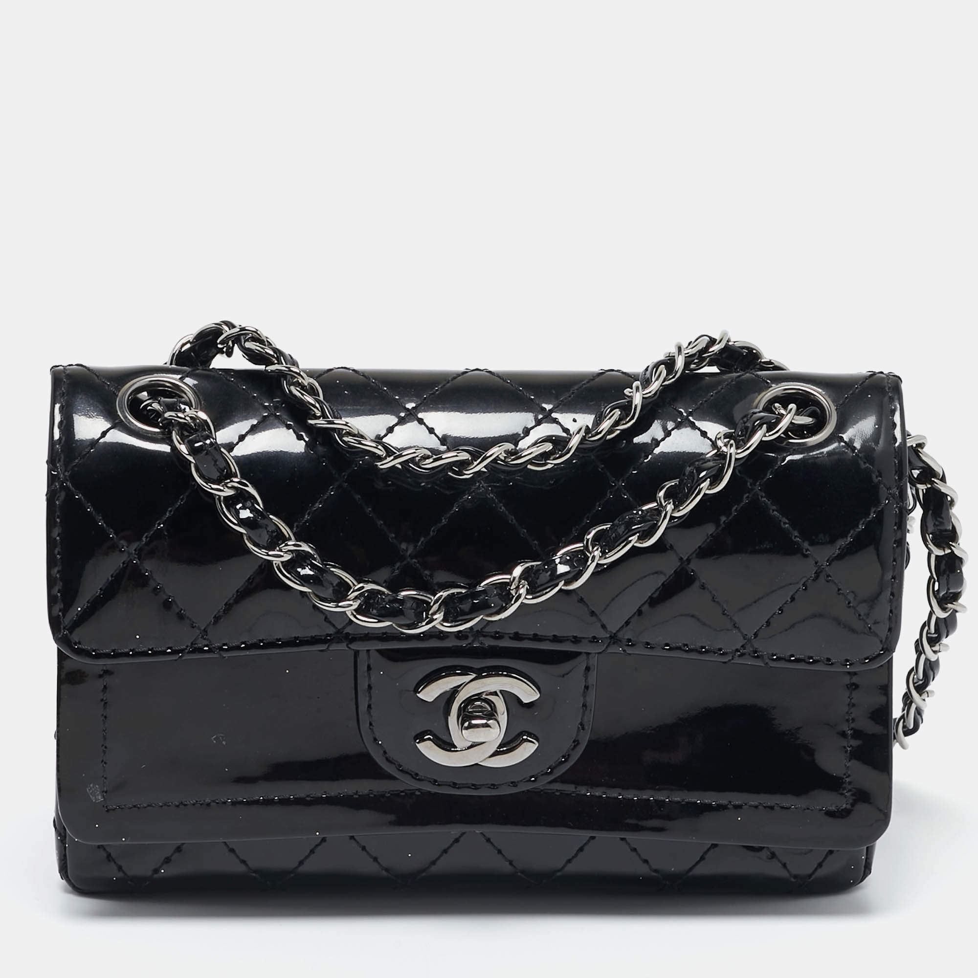 Pre Owned Chanel Black Quilted Patent Leather Small Double Flap Bag