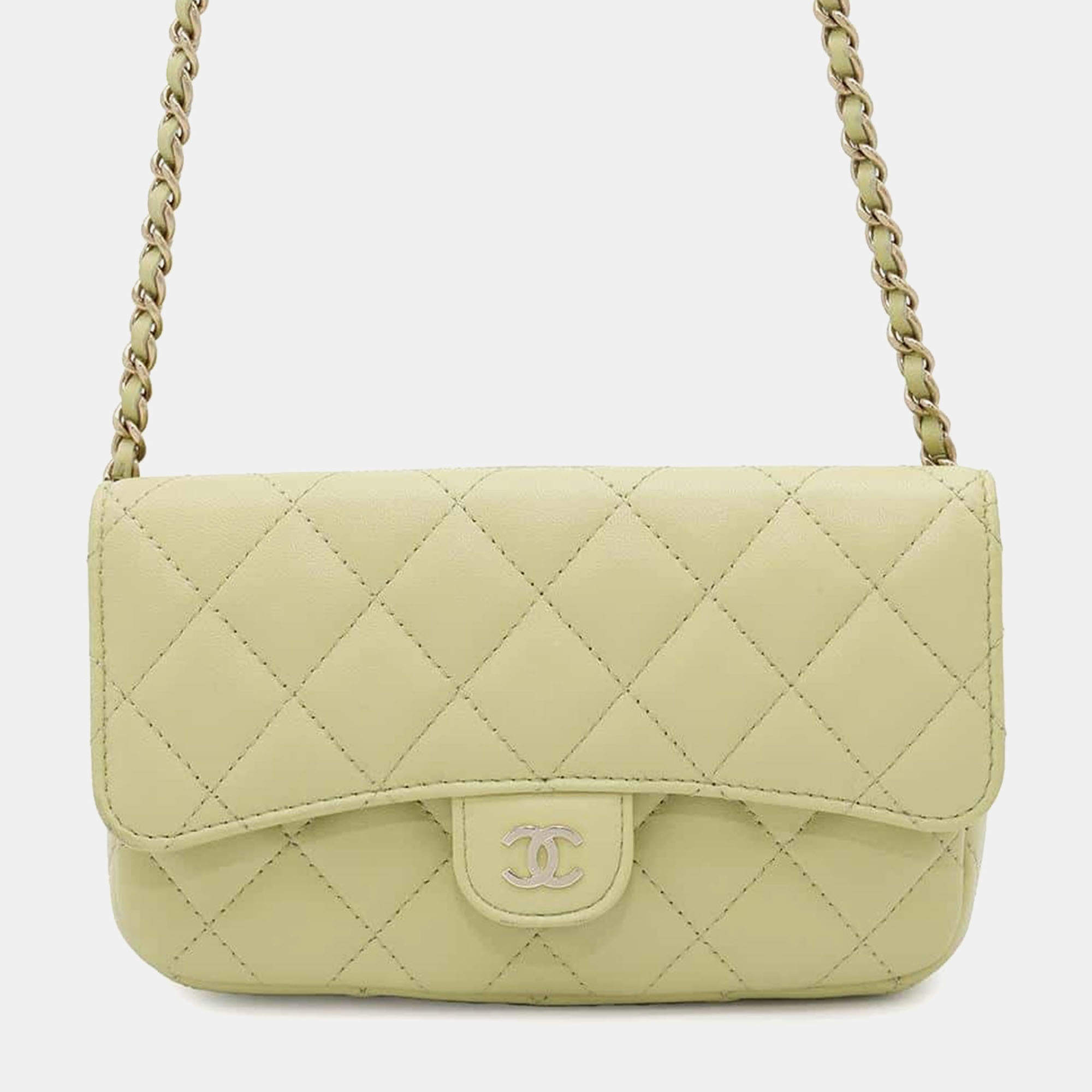 Chanel Green Lambskin Matelasse Flap Chain Shoulder Phone Pouch 