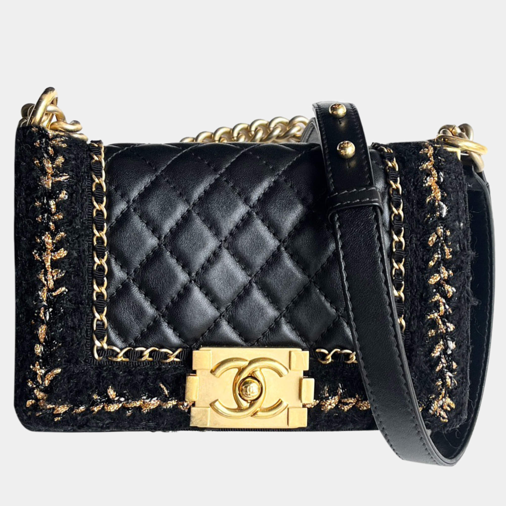 Pre Owned Chanel Black Wool Le Boy Small Shoulder Bag 