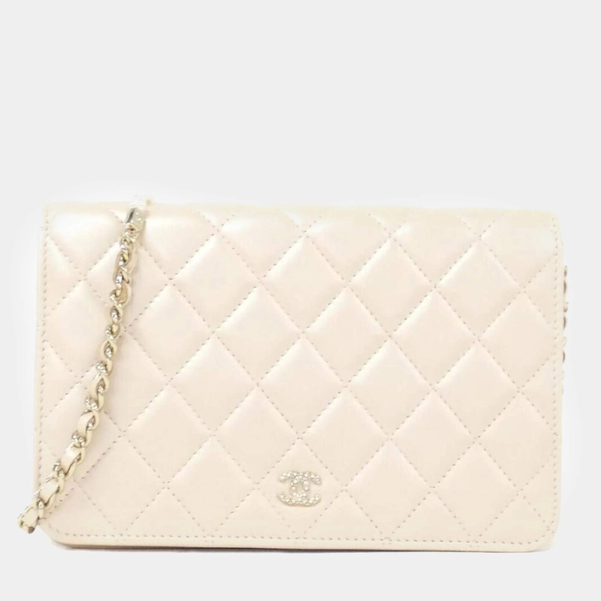 Pre Owned Chanel Beige Leather White Wallet On Chain 