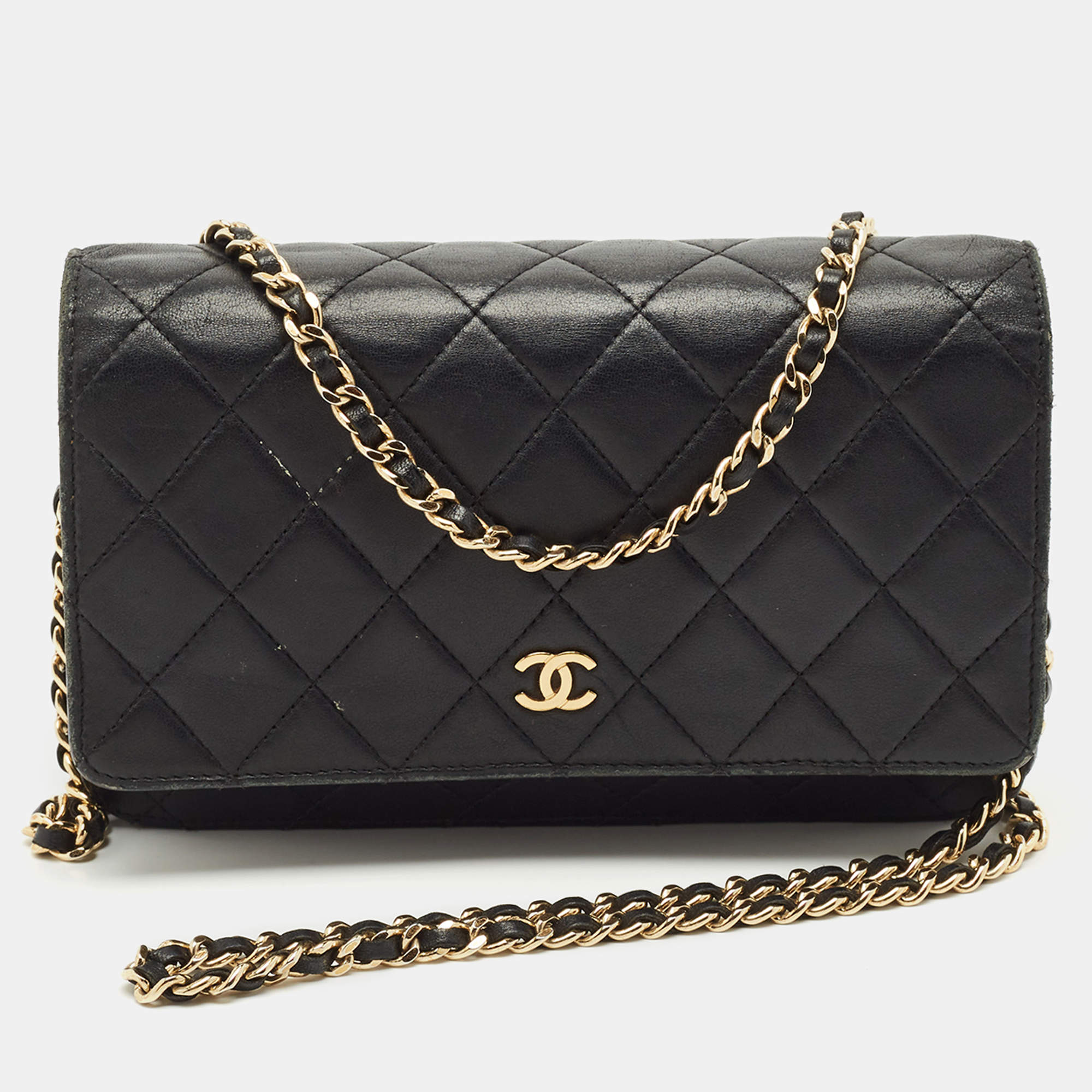 Pre Owned Chanel Black Quilted Leather CC Wallet On Chain