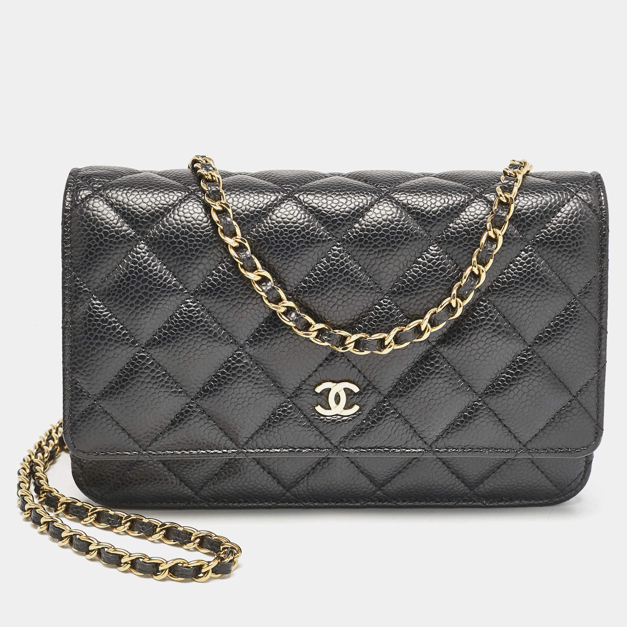 Pre Owned Chanel Black Quilted Caviar Leather Classic Wallet on Chain