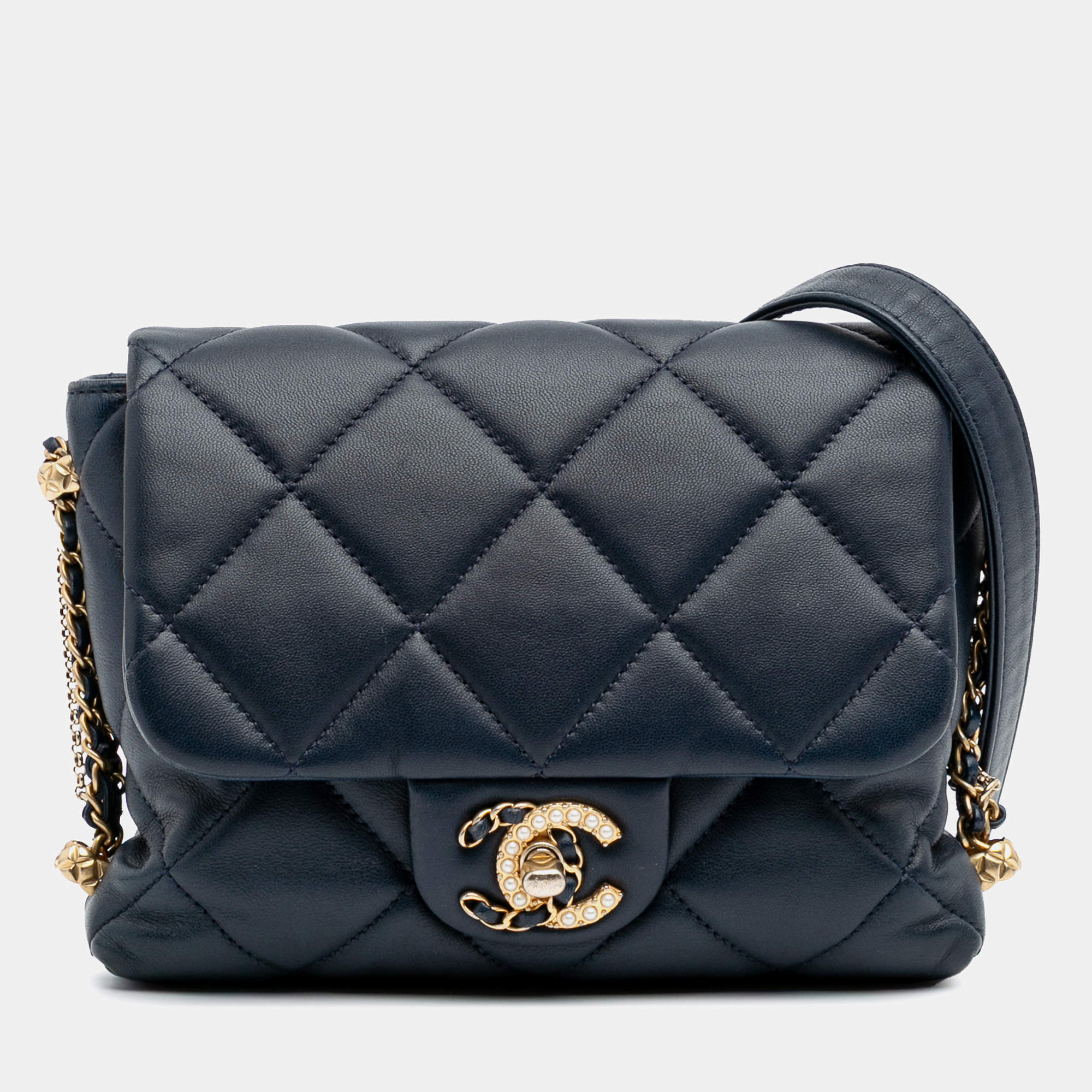Pre Owned Chanel Navy Blue Mini Quilted Lambskin Crush on Chains Flap