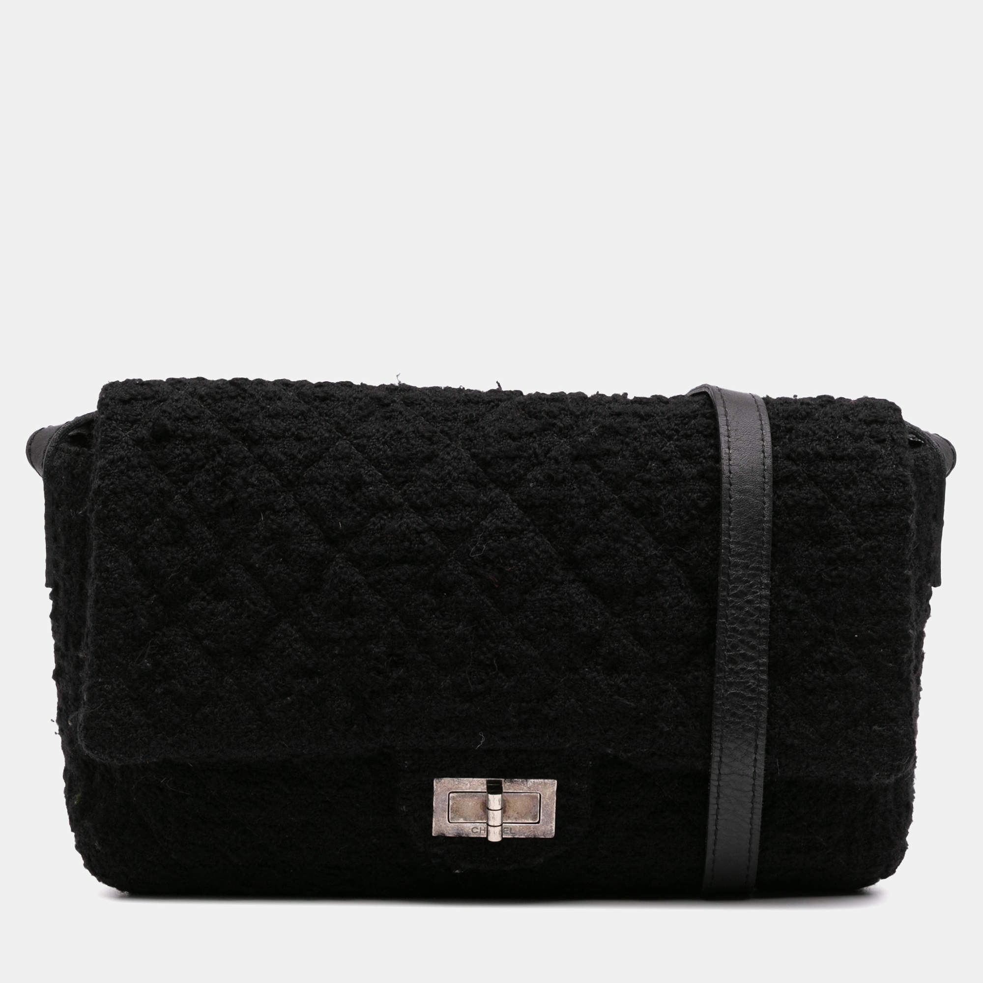 Pre Owned Chanel Black Quilted Tweed Reissue 2.55 Easy Jumbo  Messenger Bag