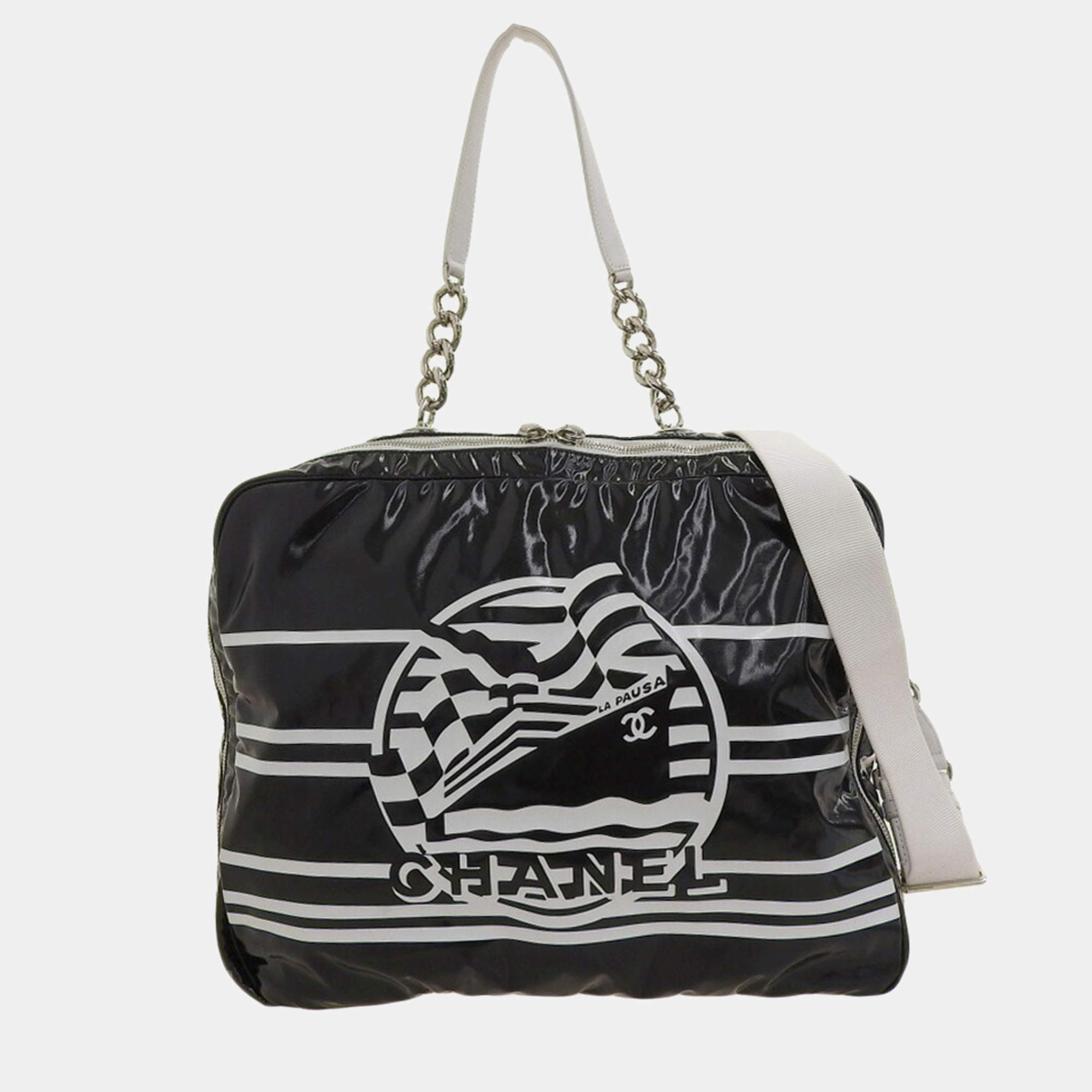 Pre Owned Chanel Black Patent Leather 2019 La Pausa Bay Camera Case