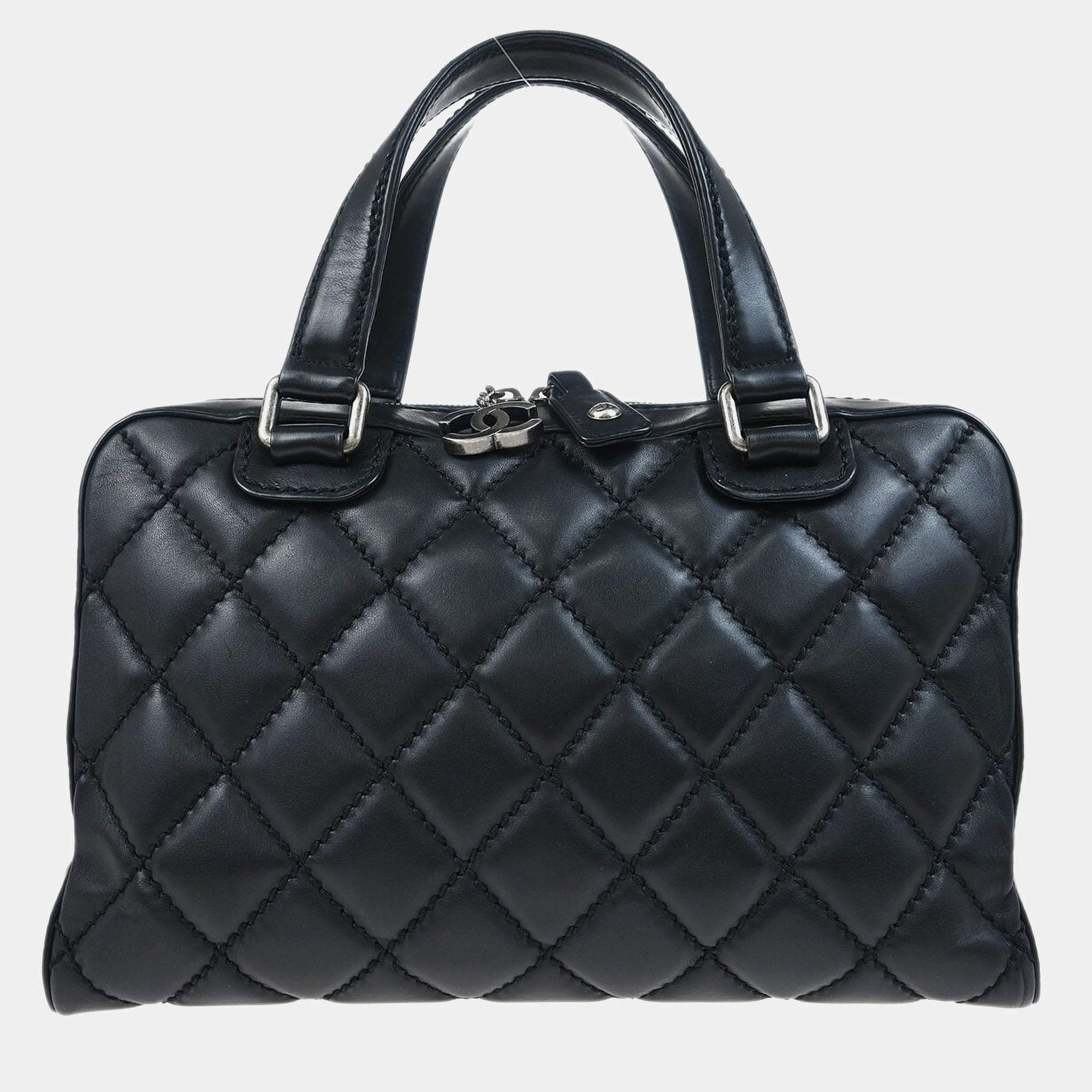 Pre Owned Chanel Black Calfskin Wild Stitch Handbag 