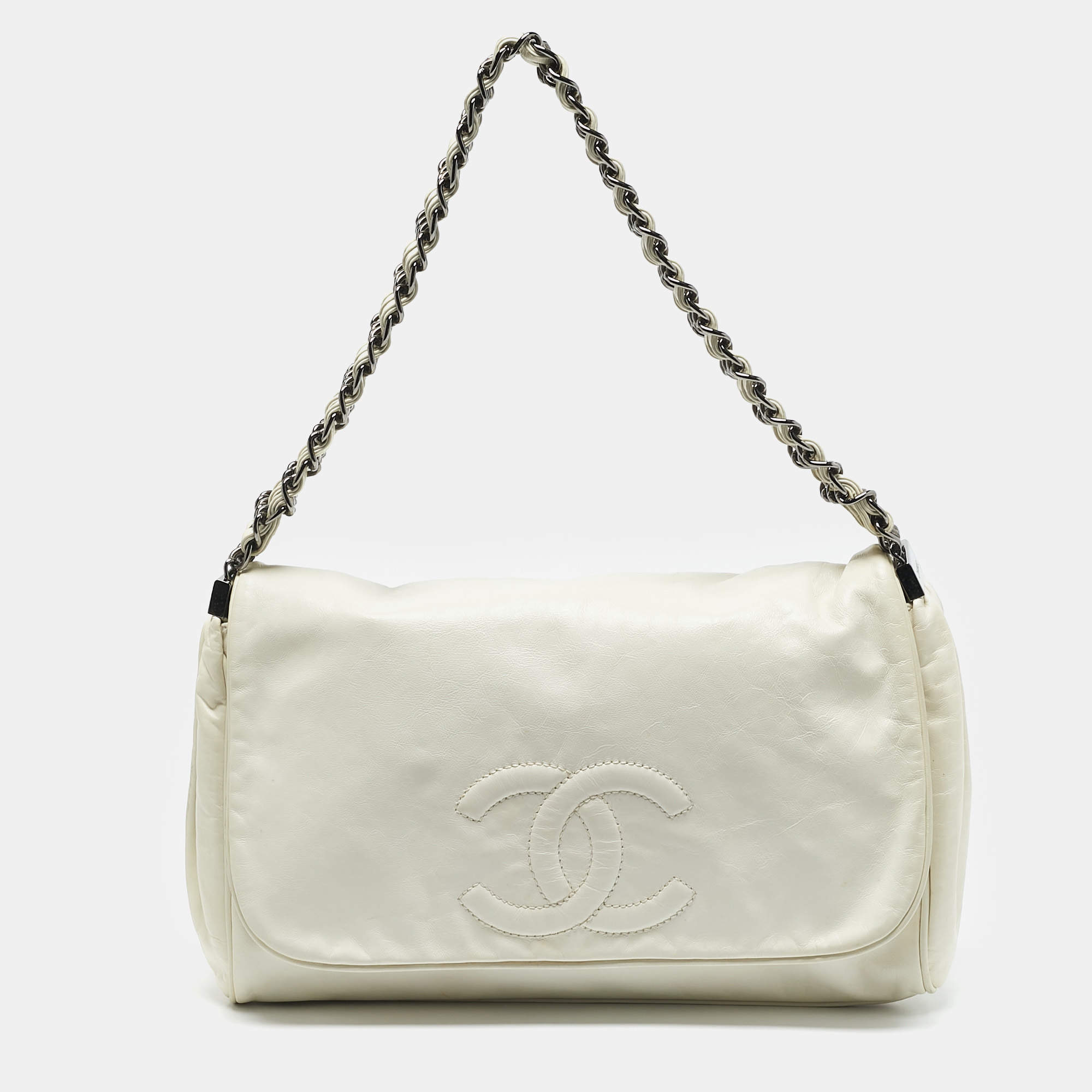 Pre Owned Chanel White Leather Triple Chain Flap Bag
