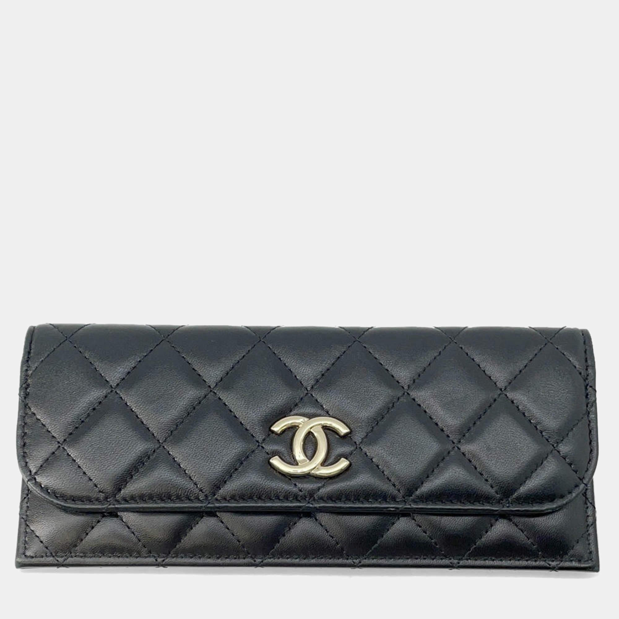 Chanel Black Lambskin Matelasse Clutch Bag 