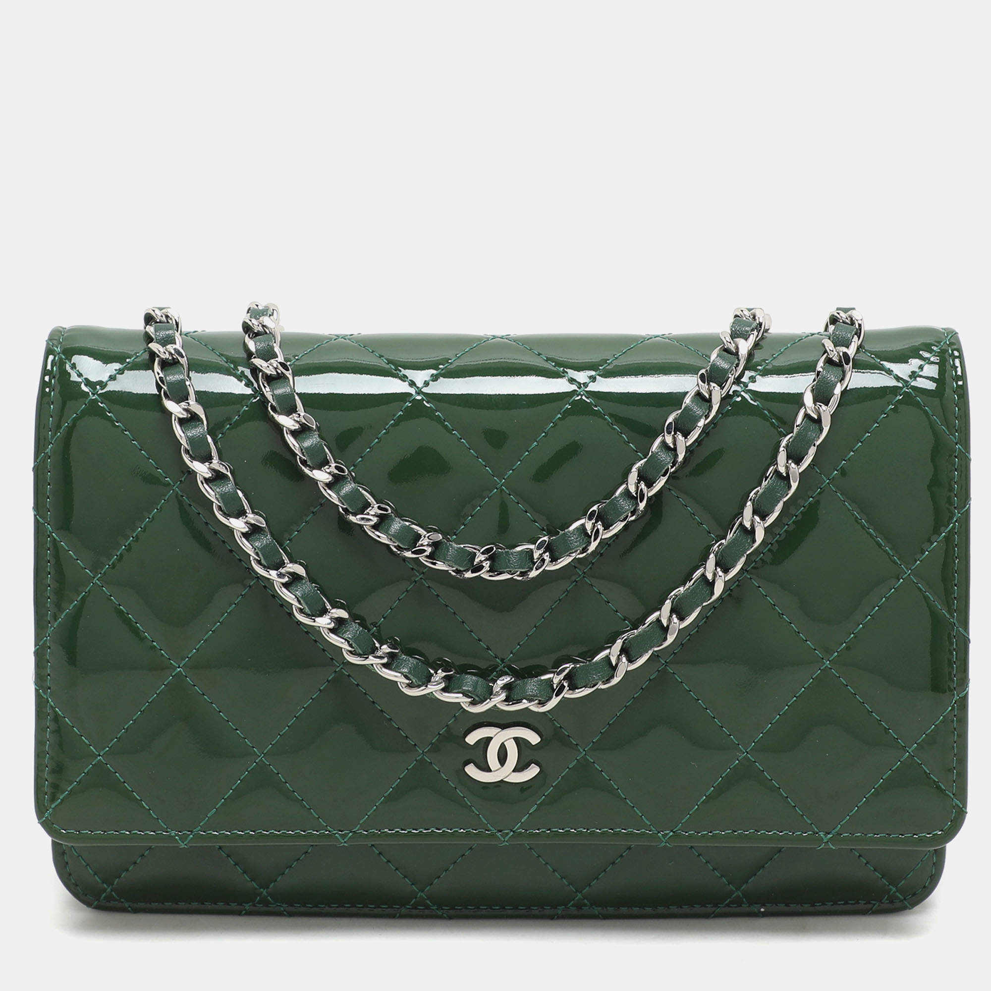 Pre Owned Chanel Green Quilted Patent Leather CC Wallet On Chain