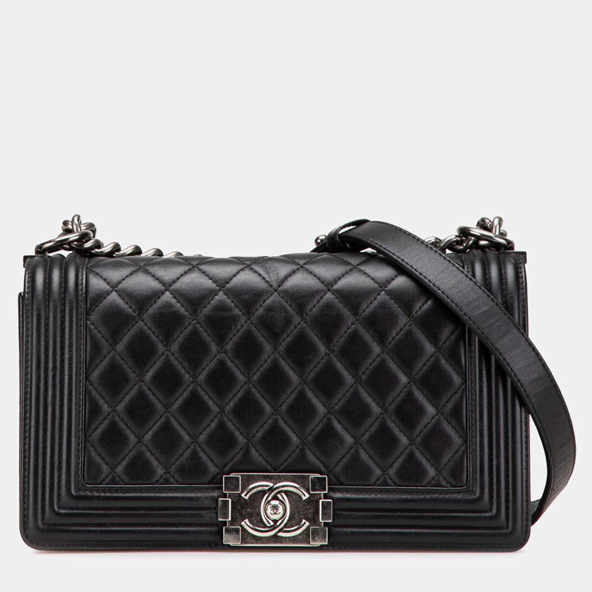 Pre Owned Chanel Black Old Medium Quilted Lambskin Boy Flap