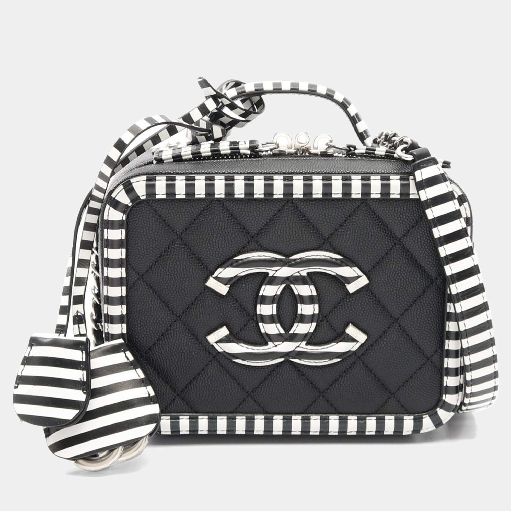 Chanel Filigree Vanity Black Leather Shoulder Bag