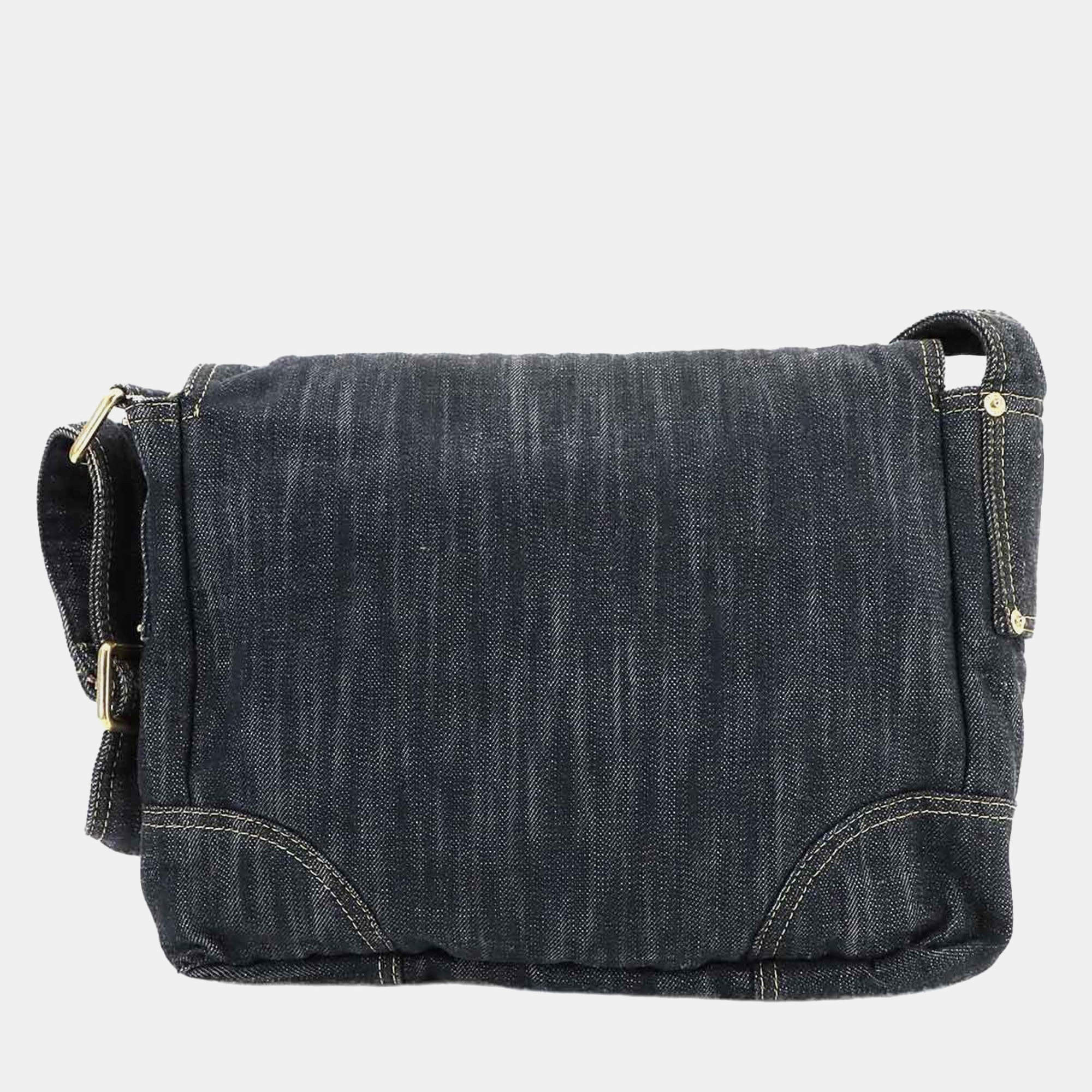 Chanel Shoulder Bag Denim Navy Gold Hardware