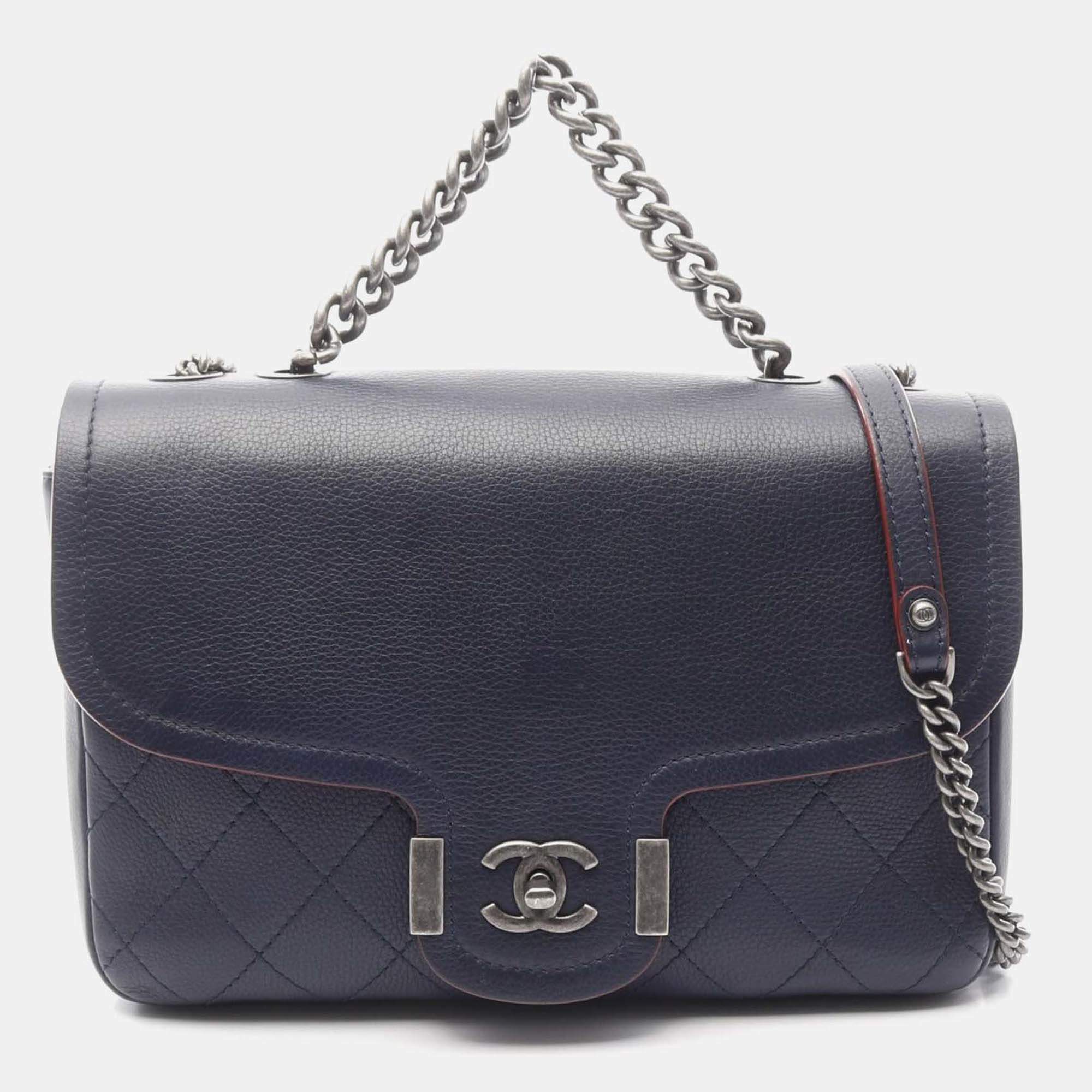 Pre Owned Chanel Matelasse Hand Chain Shoulder Crossbody Bag Leather Navy