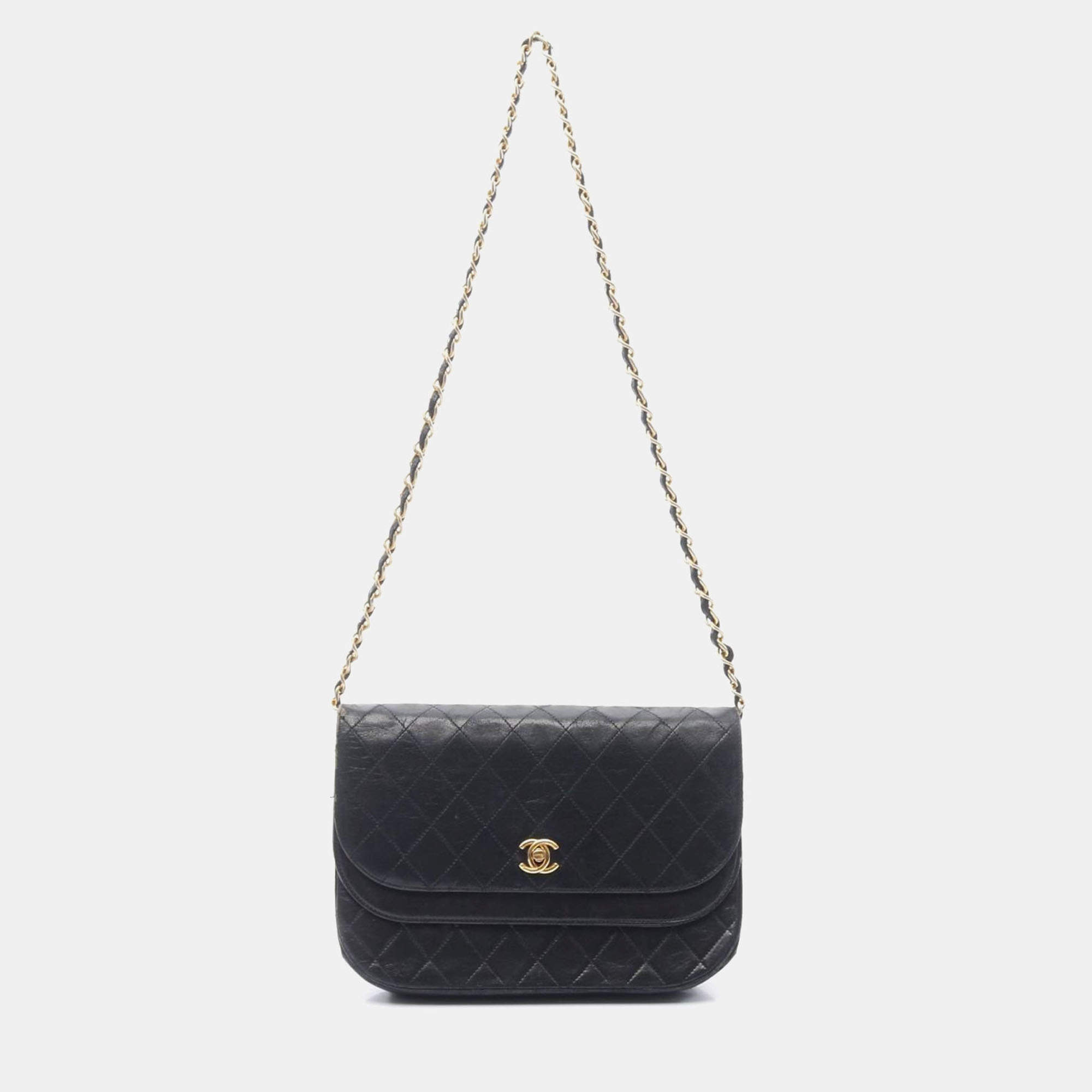 Pre Owned Chanel Matelasse W Flap Chain Shoulder Bag  Lambskin Black Ghw