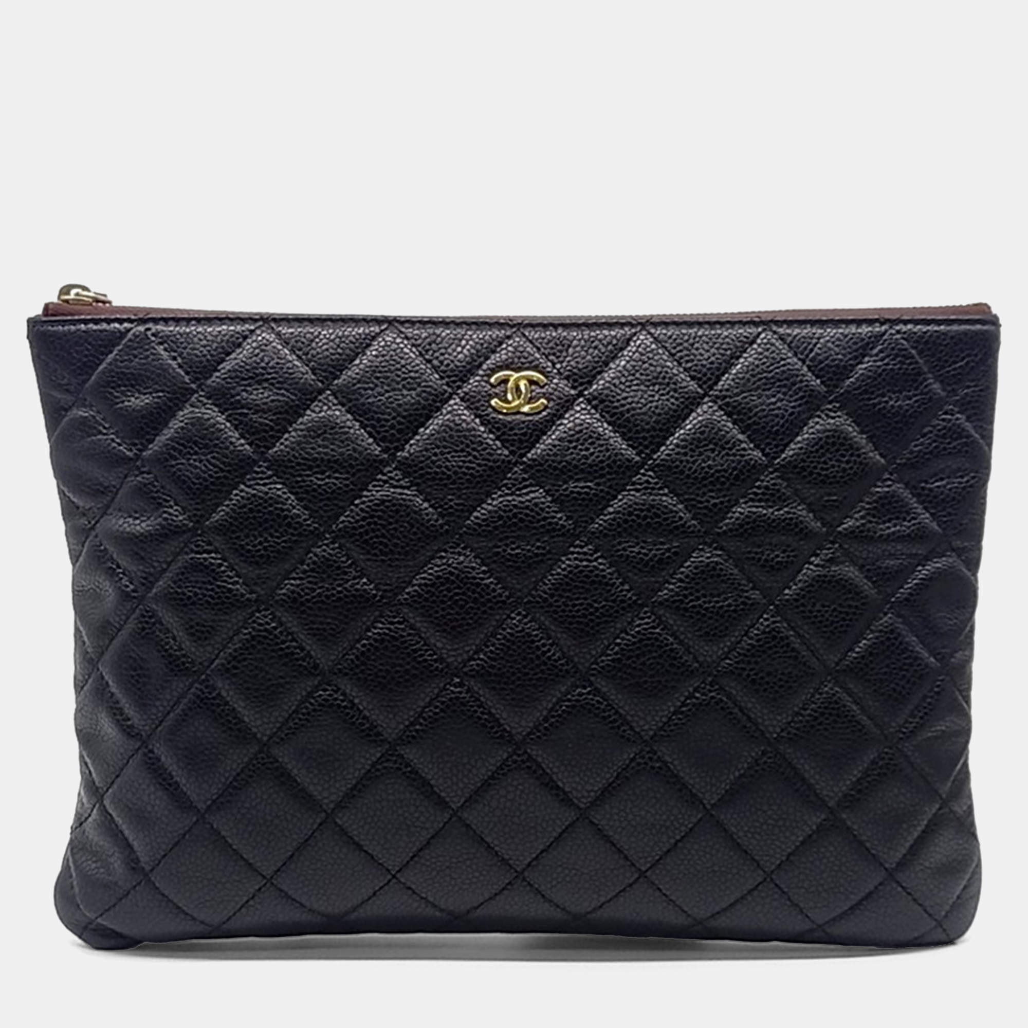 Pre Owned Chanel Black Leather Caviar Clutch New Medium