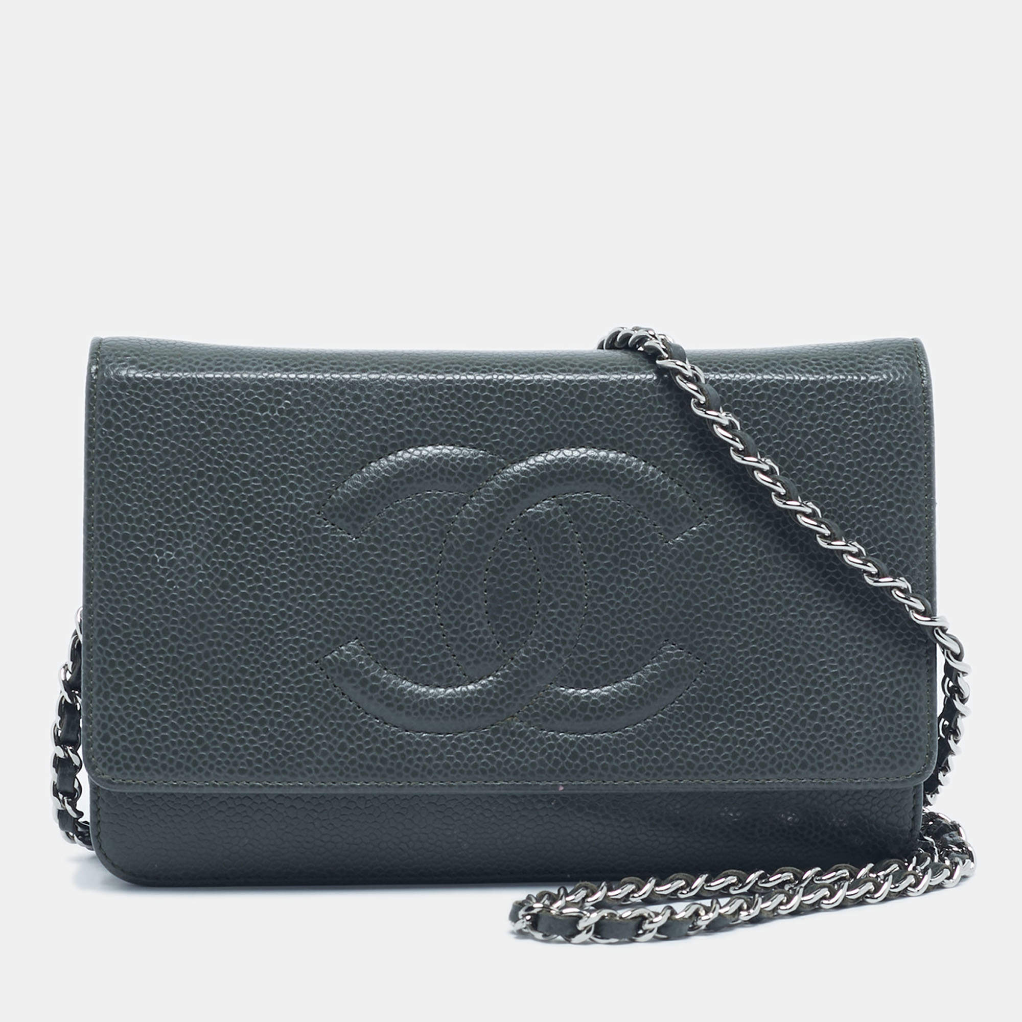 Pre Owned Chanel Grey Caviar Leather Timeless CC Wallet On Chain