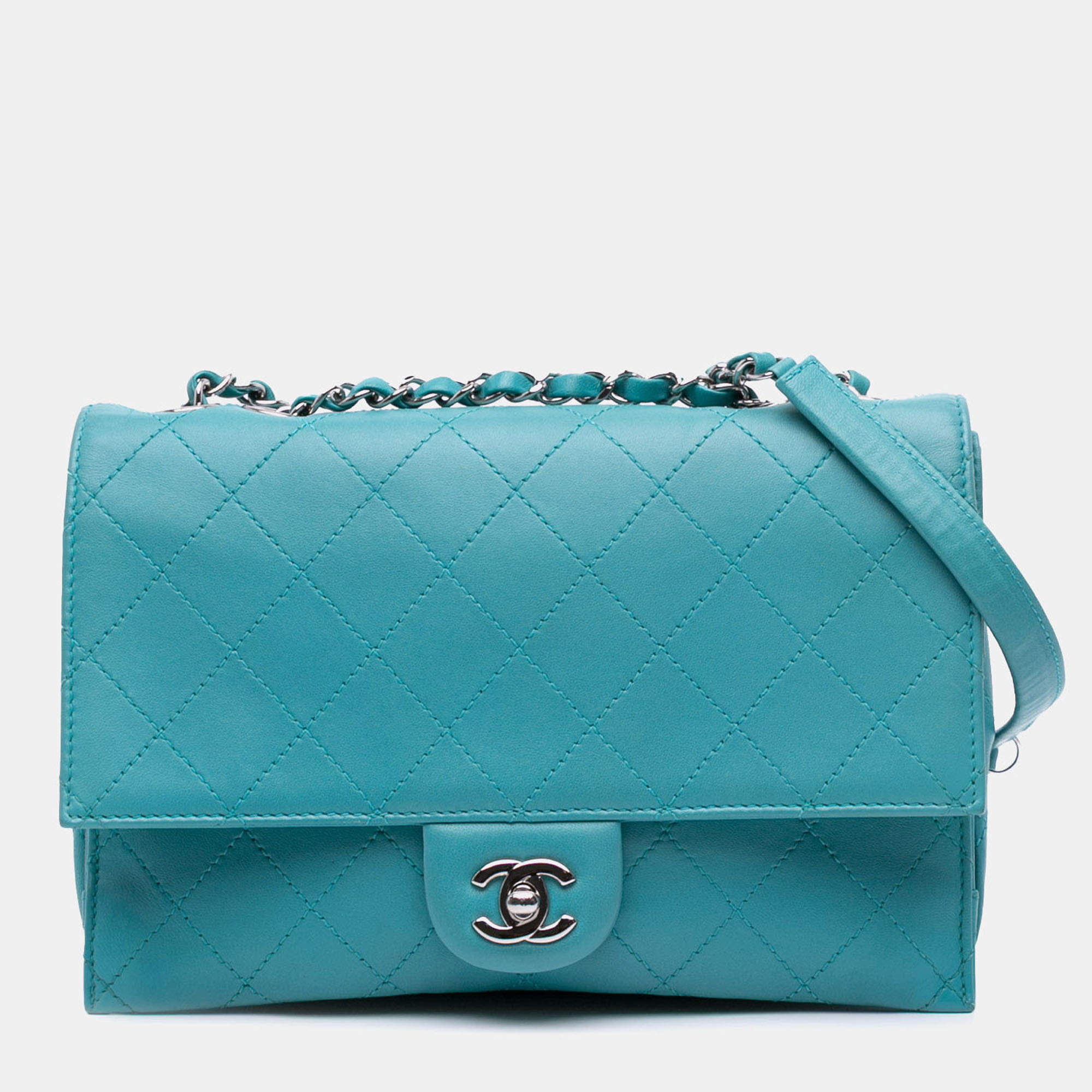 Pre Owned Chanel Blue CC Quilted Calfskin Double Flap