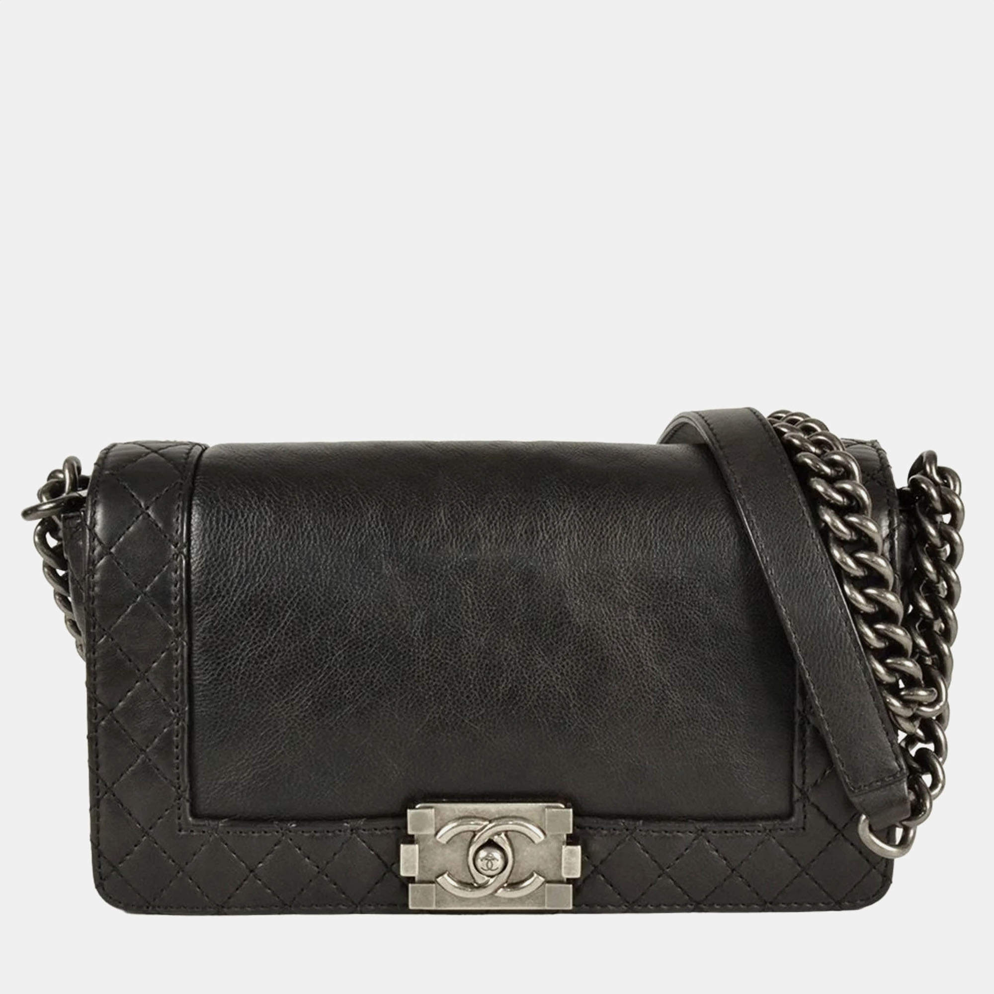 Pre Owned Chanel Boy Black Calfskin Shoulder Bag