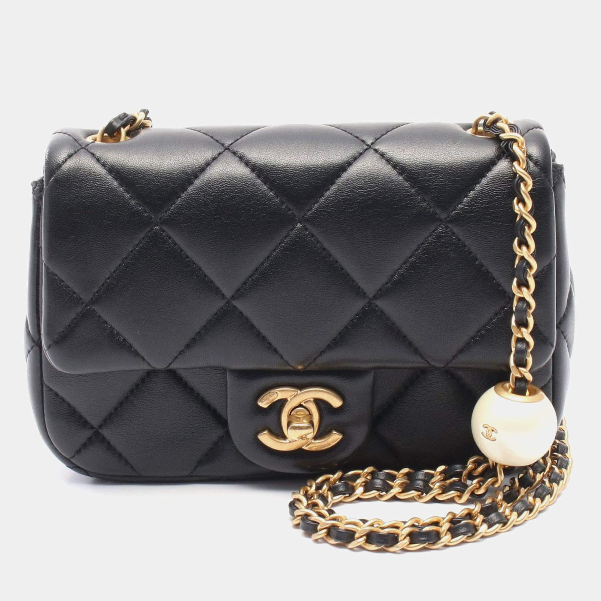 Pre Owned Chanel Matelasse Mini Black Leather Chain Shoulder Bag