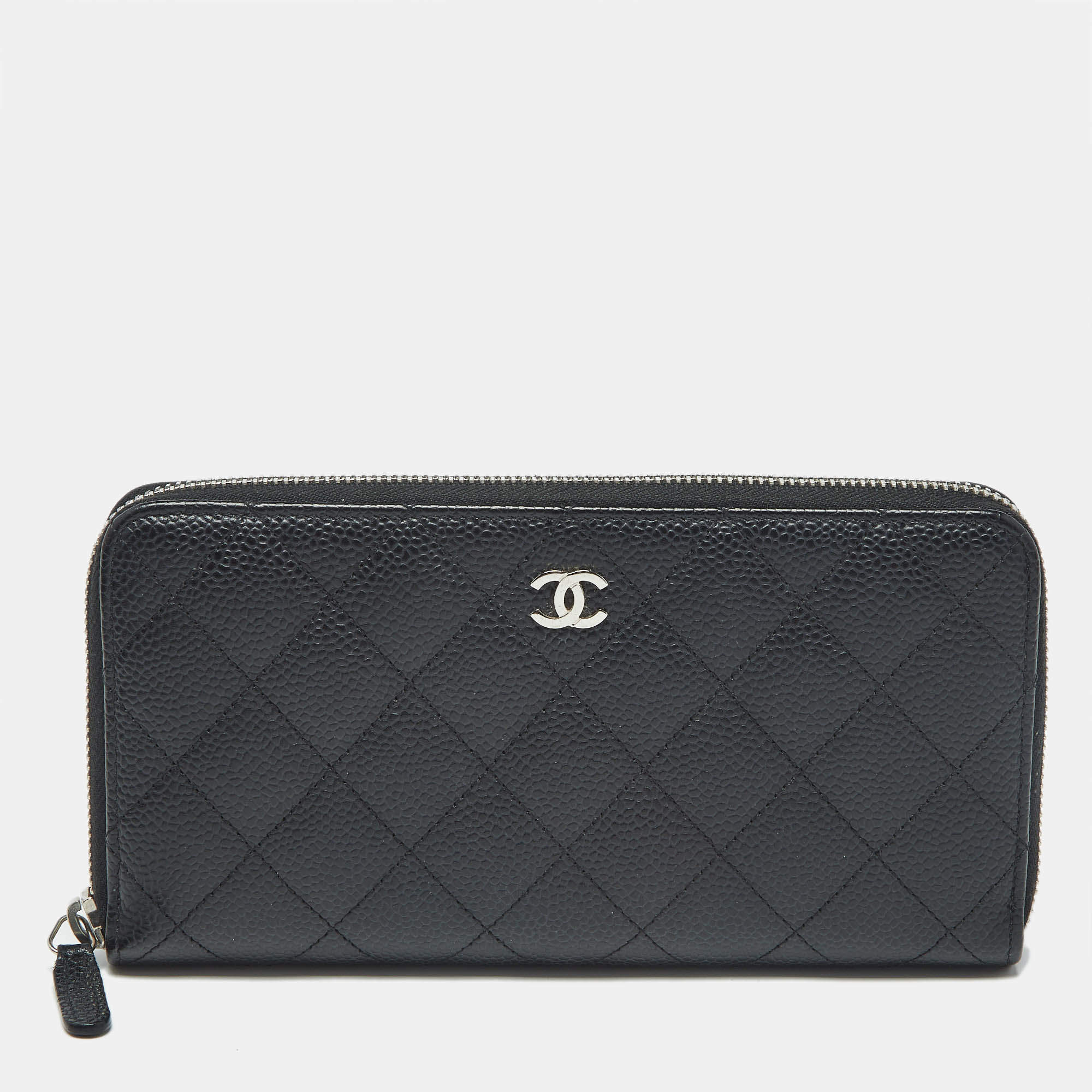 Pre Owned Chanel Black Quilted Caviar Leather CC Zip Around Wallet