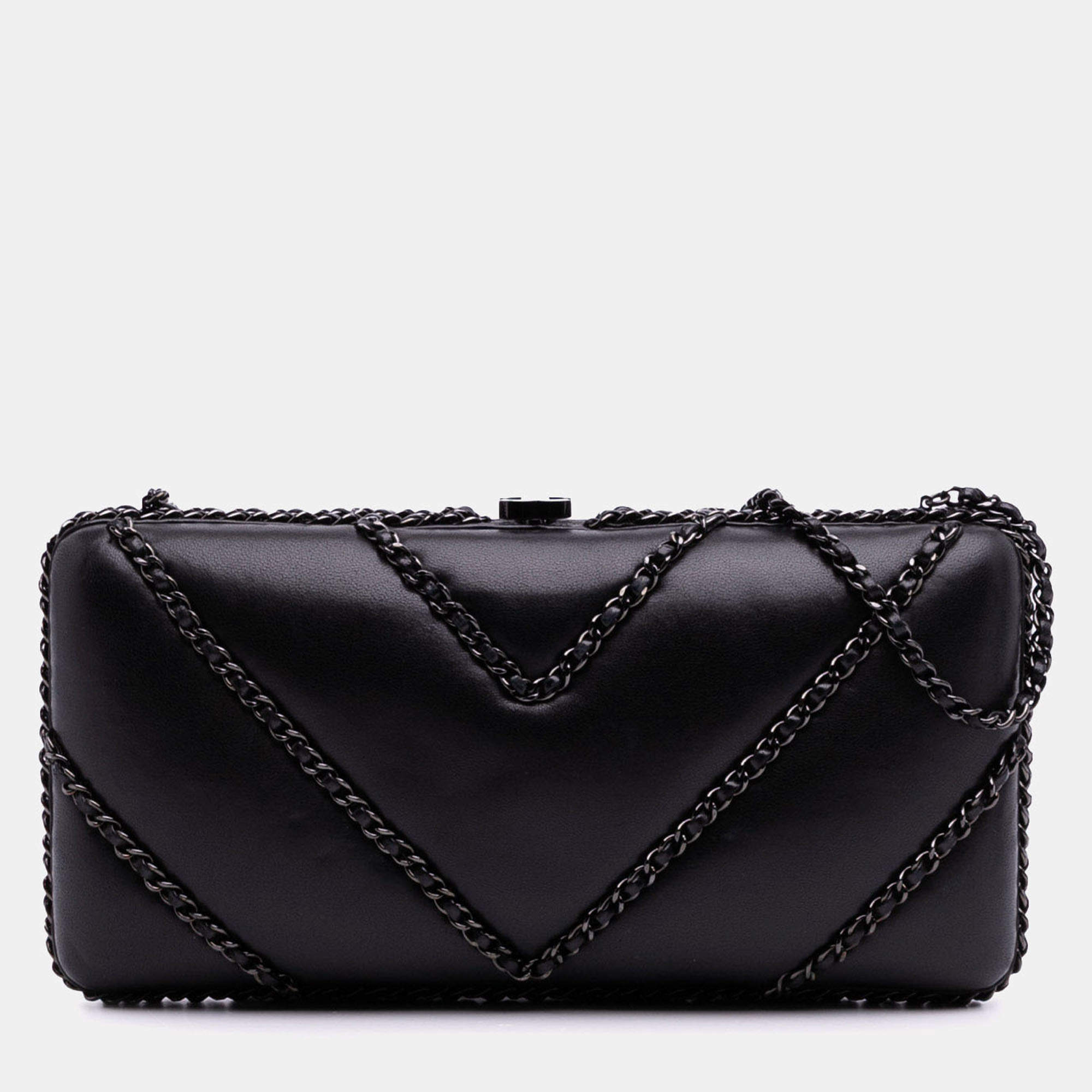 Pre Owned Chanel Black Chevron Lambskin Chain Around Clutch on Chain
